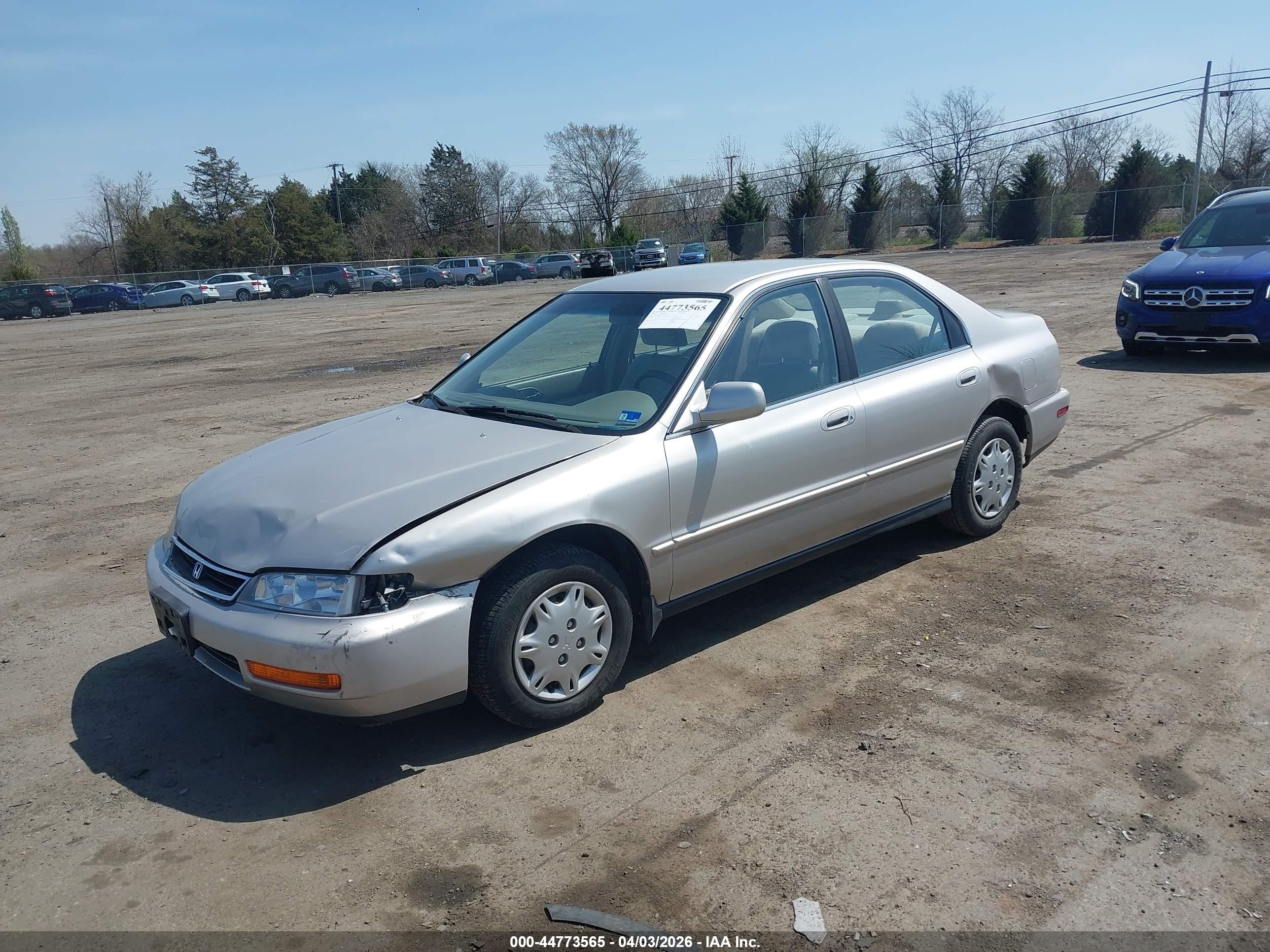 HONDA ACCORD image 2