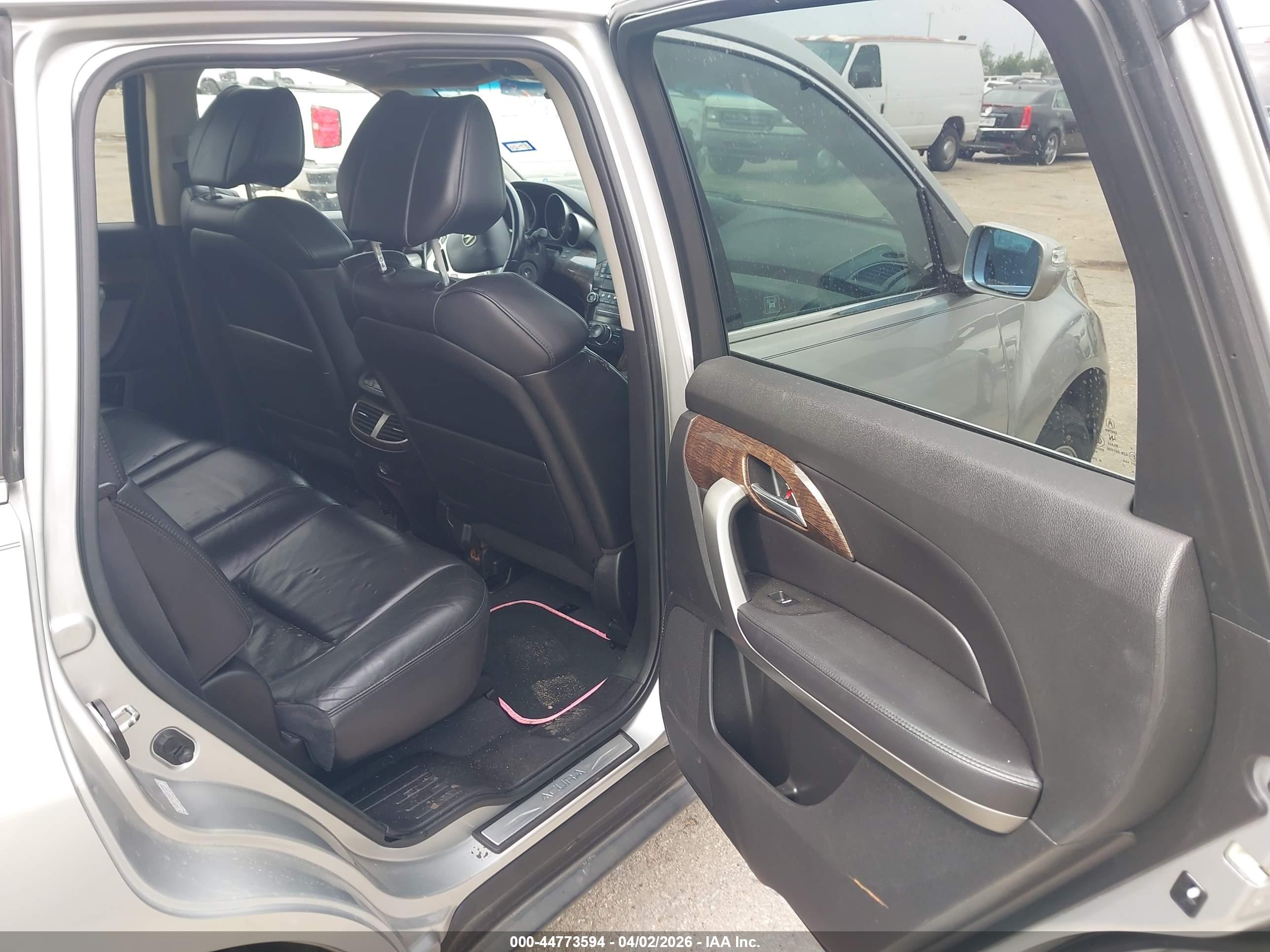 ACURA MDX image 8