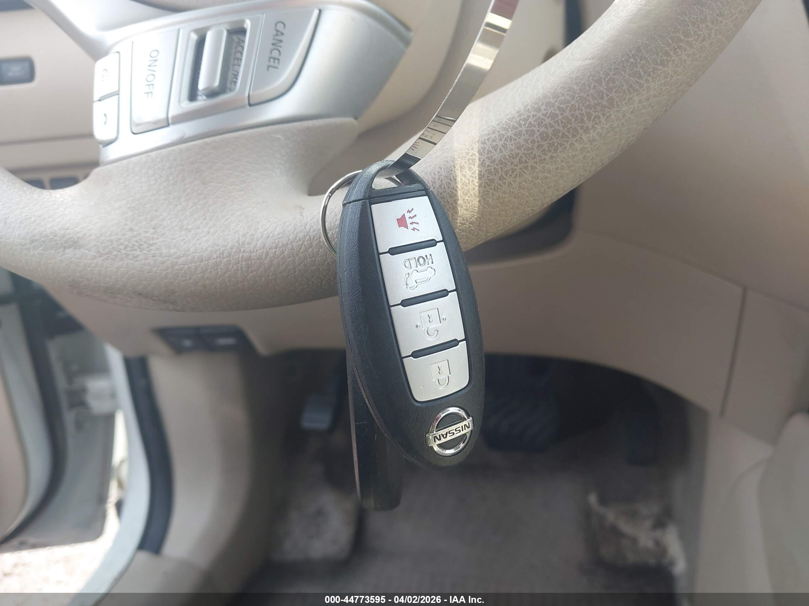 NISSAN ROGUE image 11