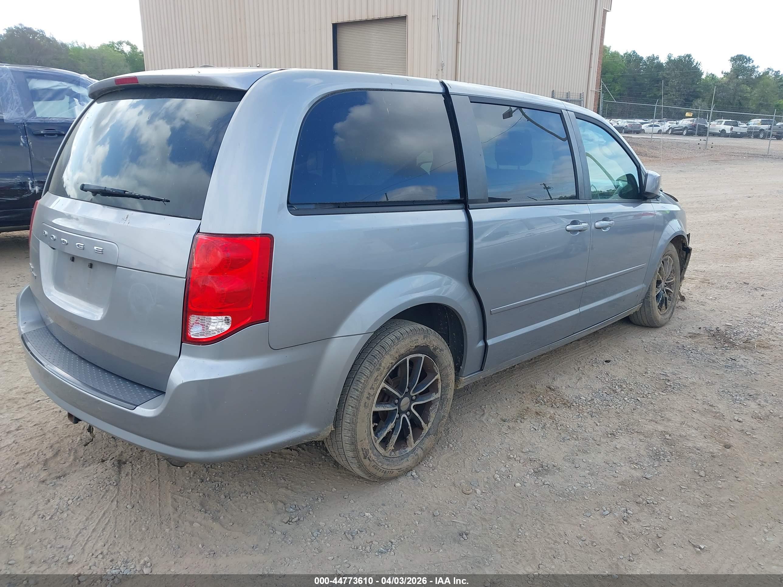 DODGE GRAND image 4
