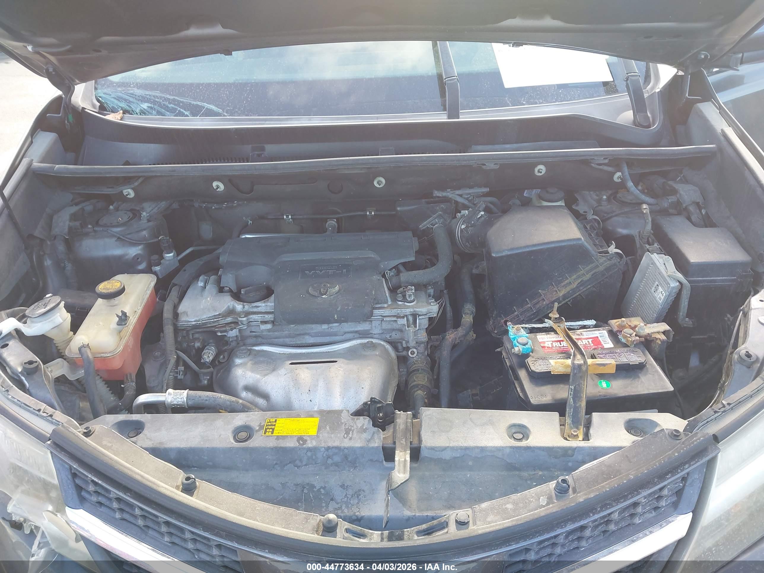 TOYOTA RAV4 image 10