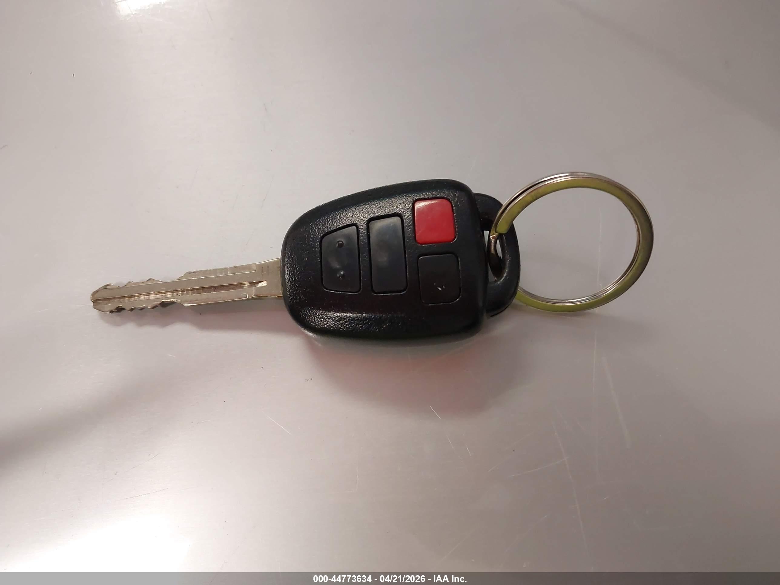 TOYOTA RAV4 image 11