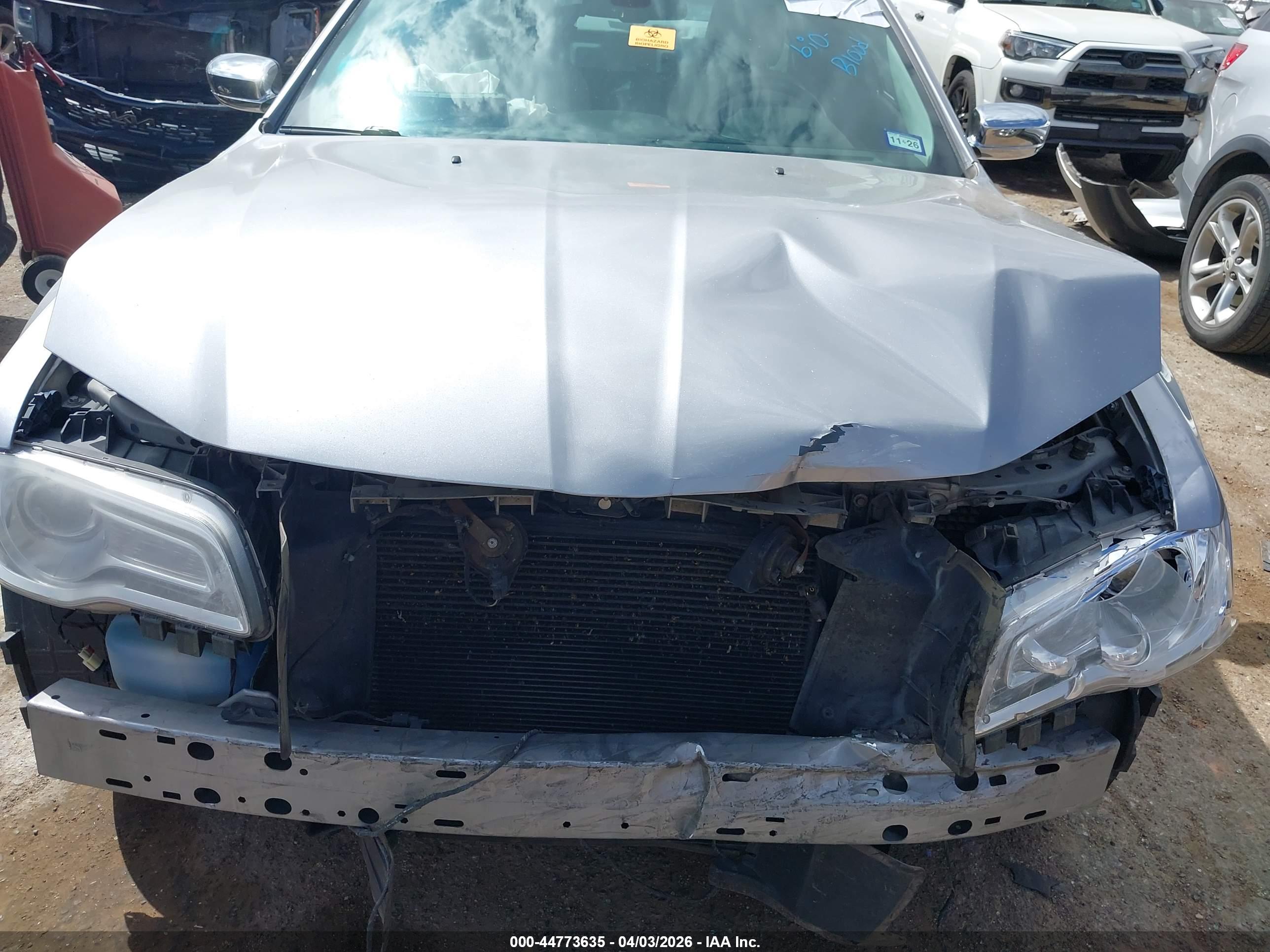 CHRYSLER 300C image 6