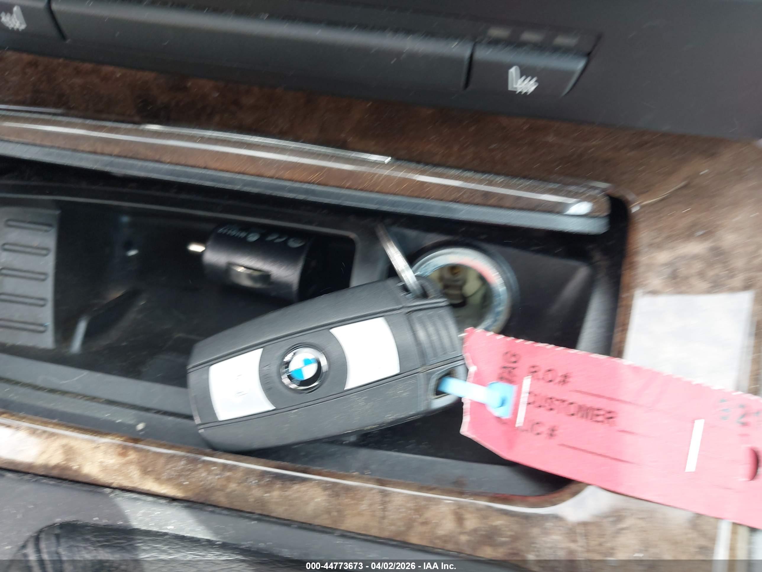 BMW 335I image 11