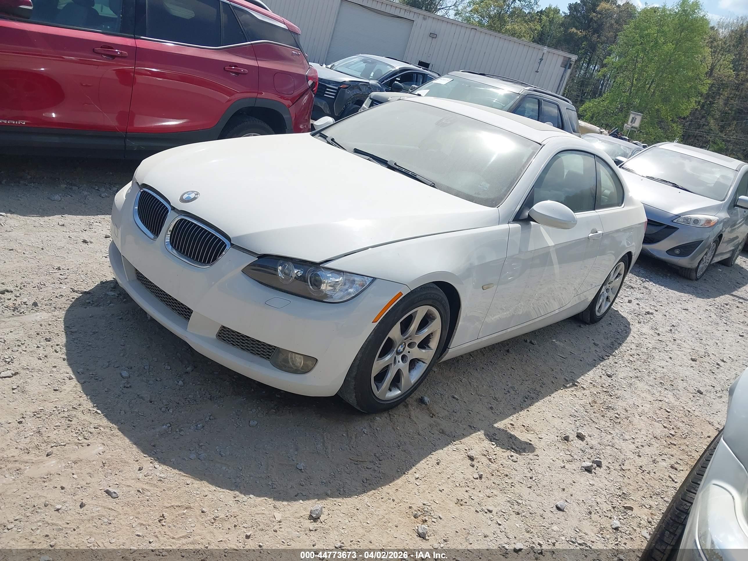BMW 335I image 2