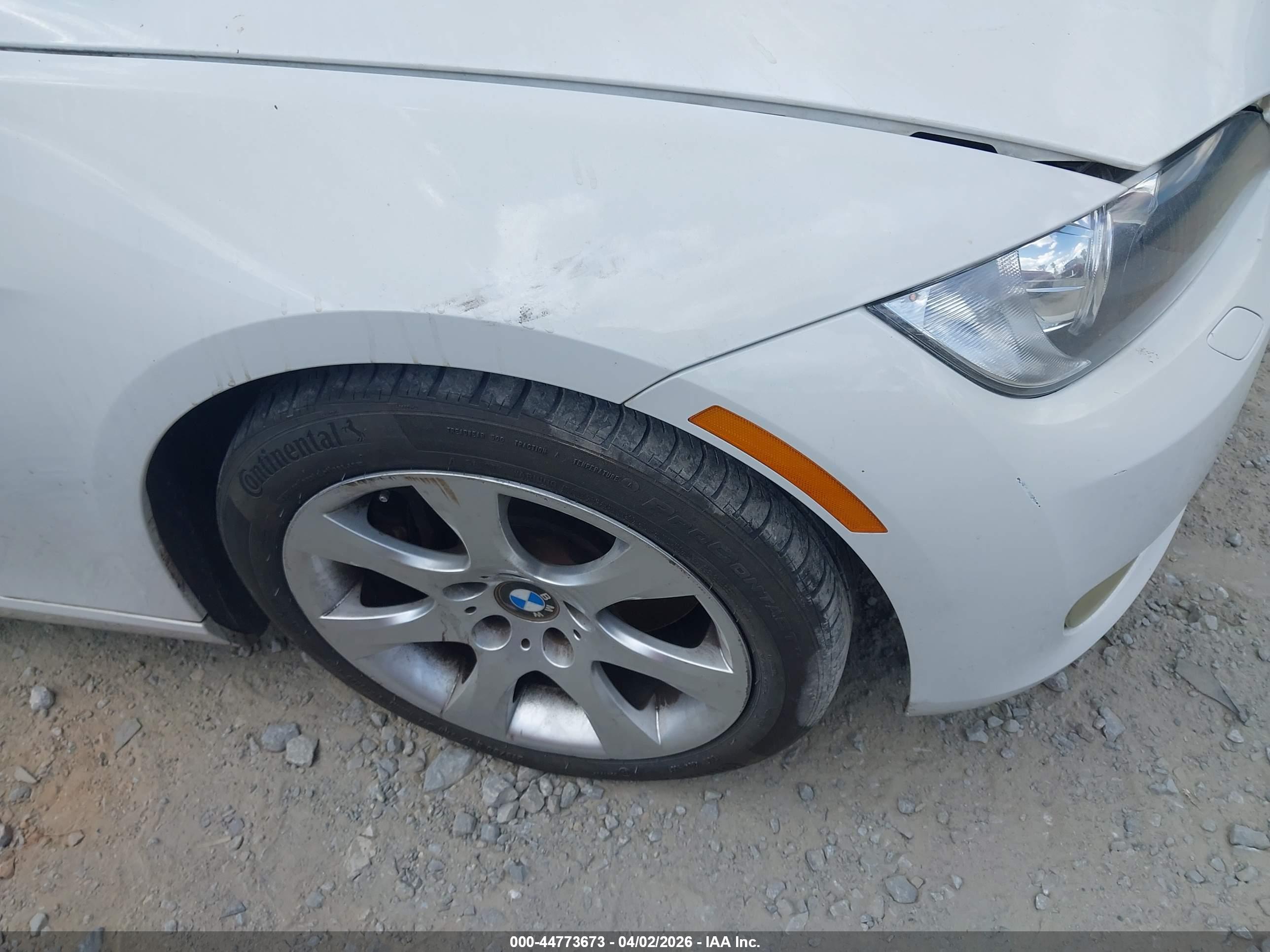 BMW 335I image 6