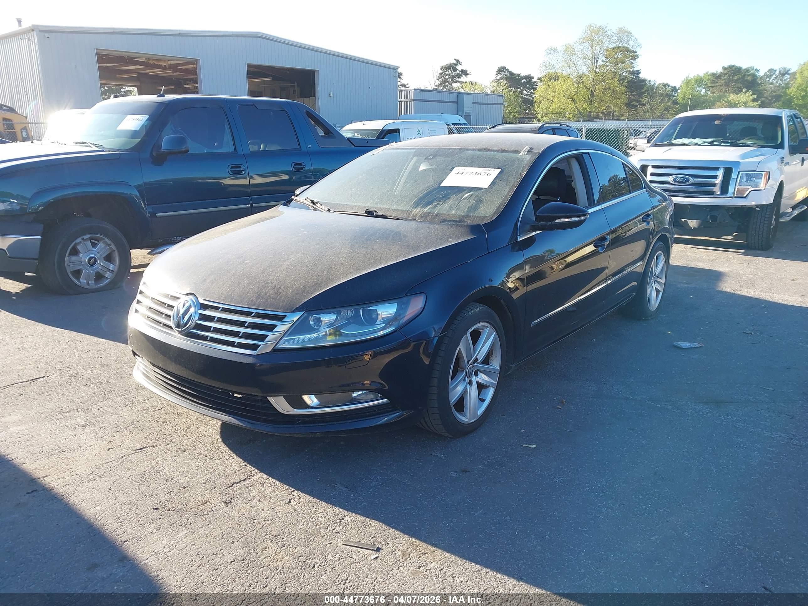 VOLKSWAGEN CC image 2