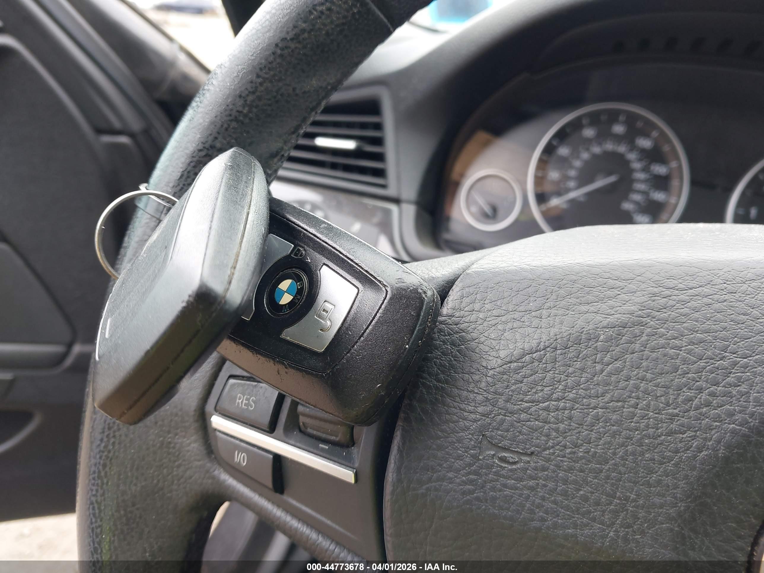 BMW 535I image 11
