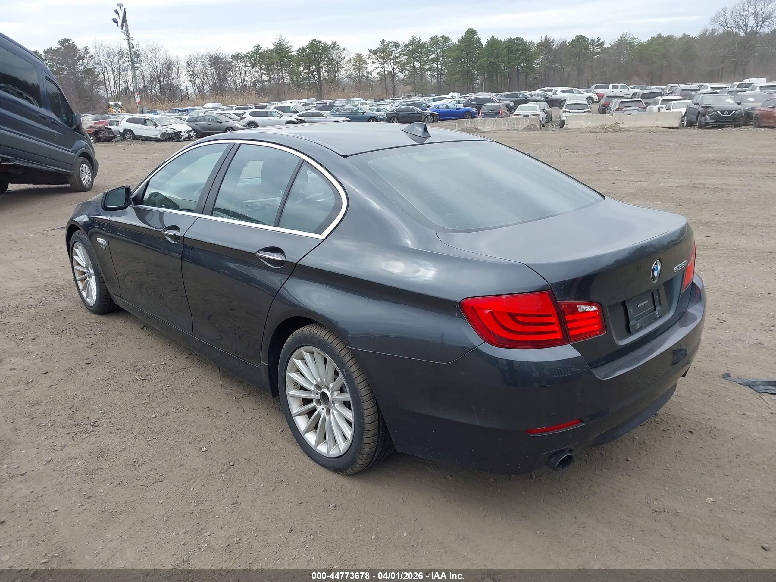 BMW 535I image 3