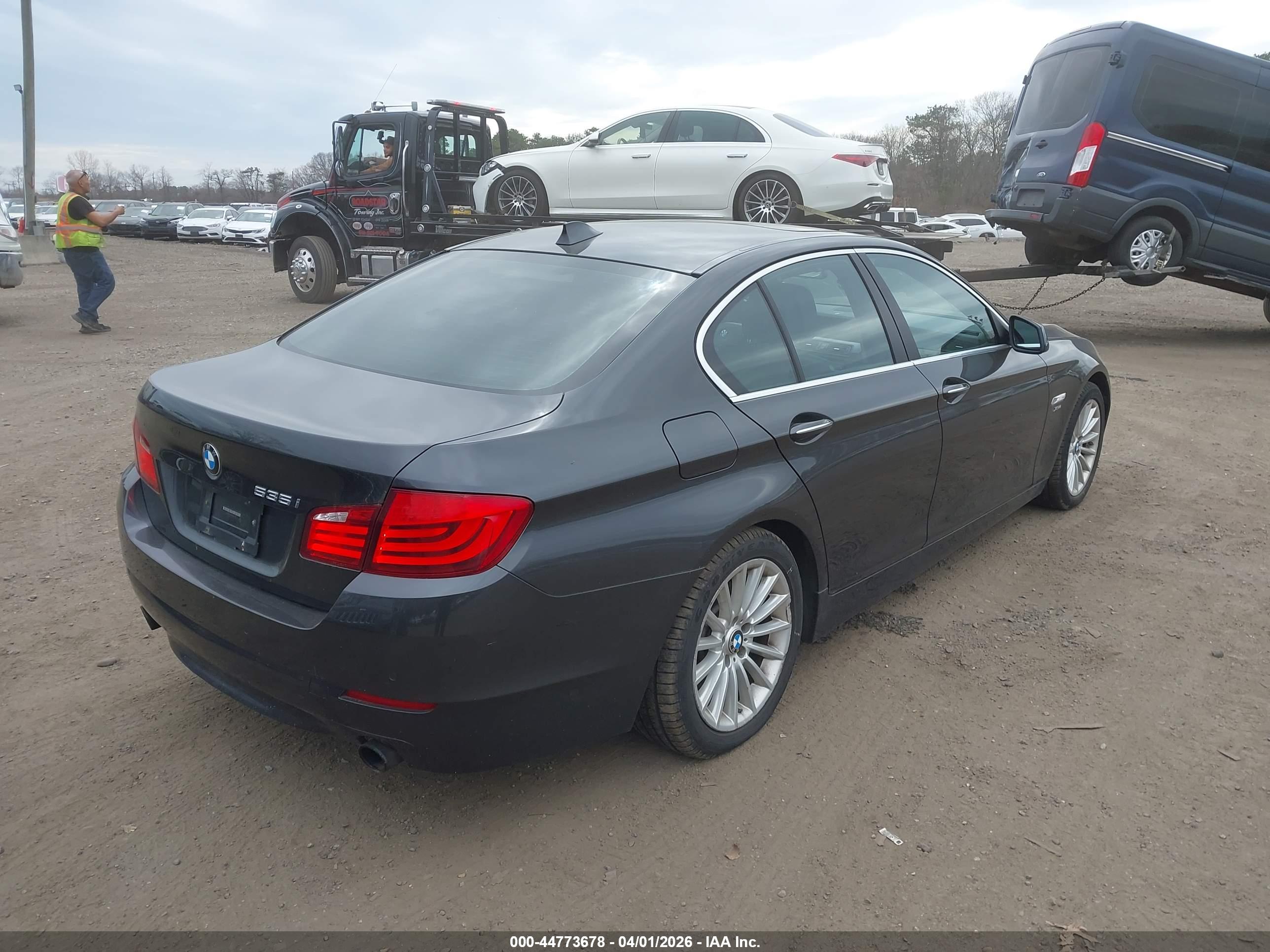 BMW 535I image 4