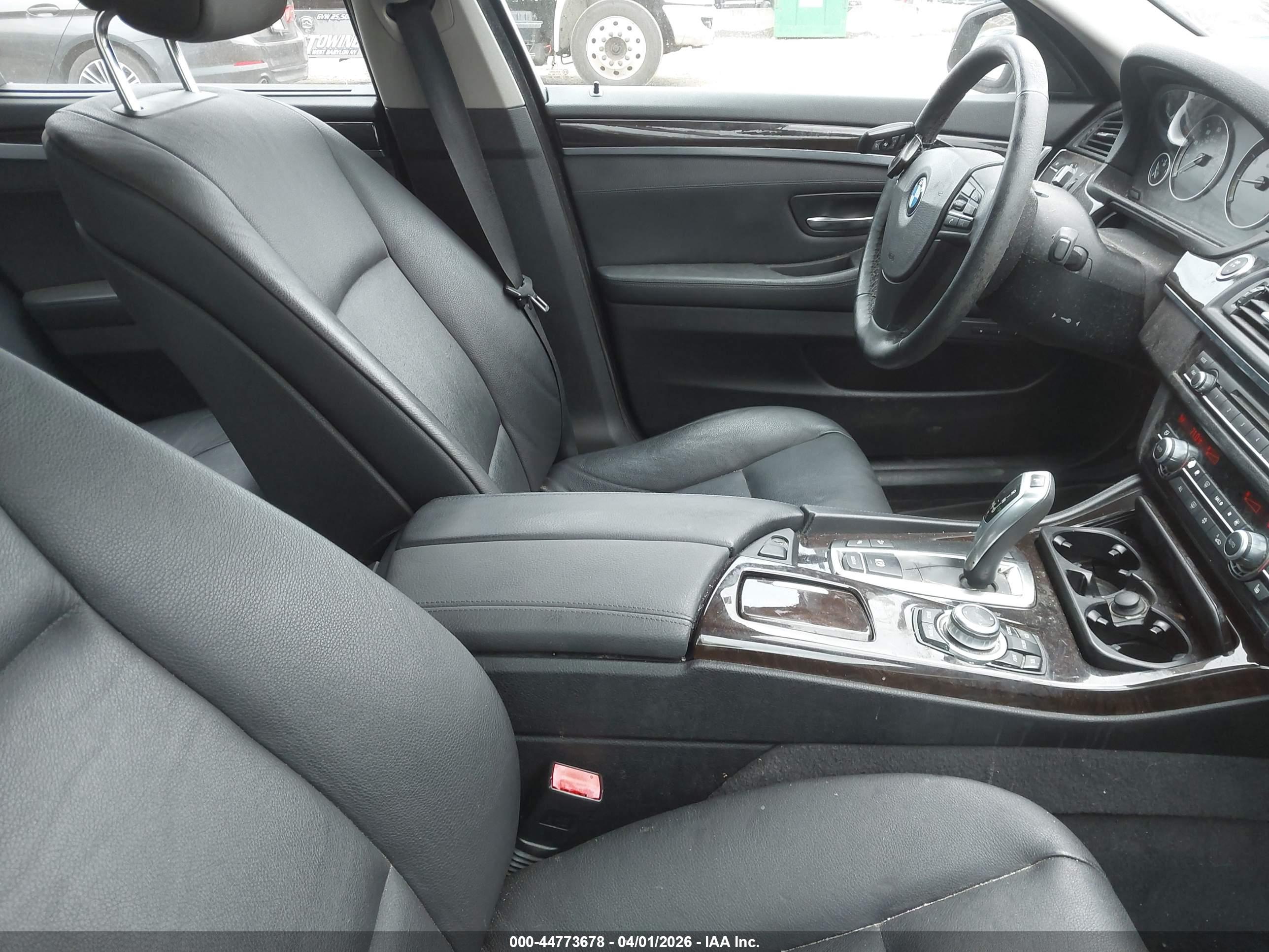 BMW 535I image 5