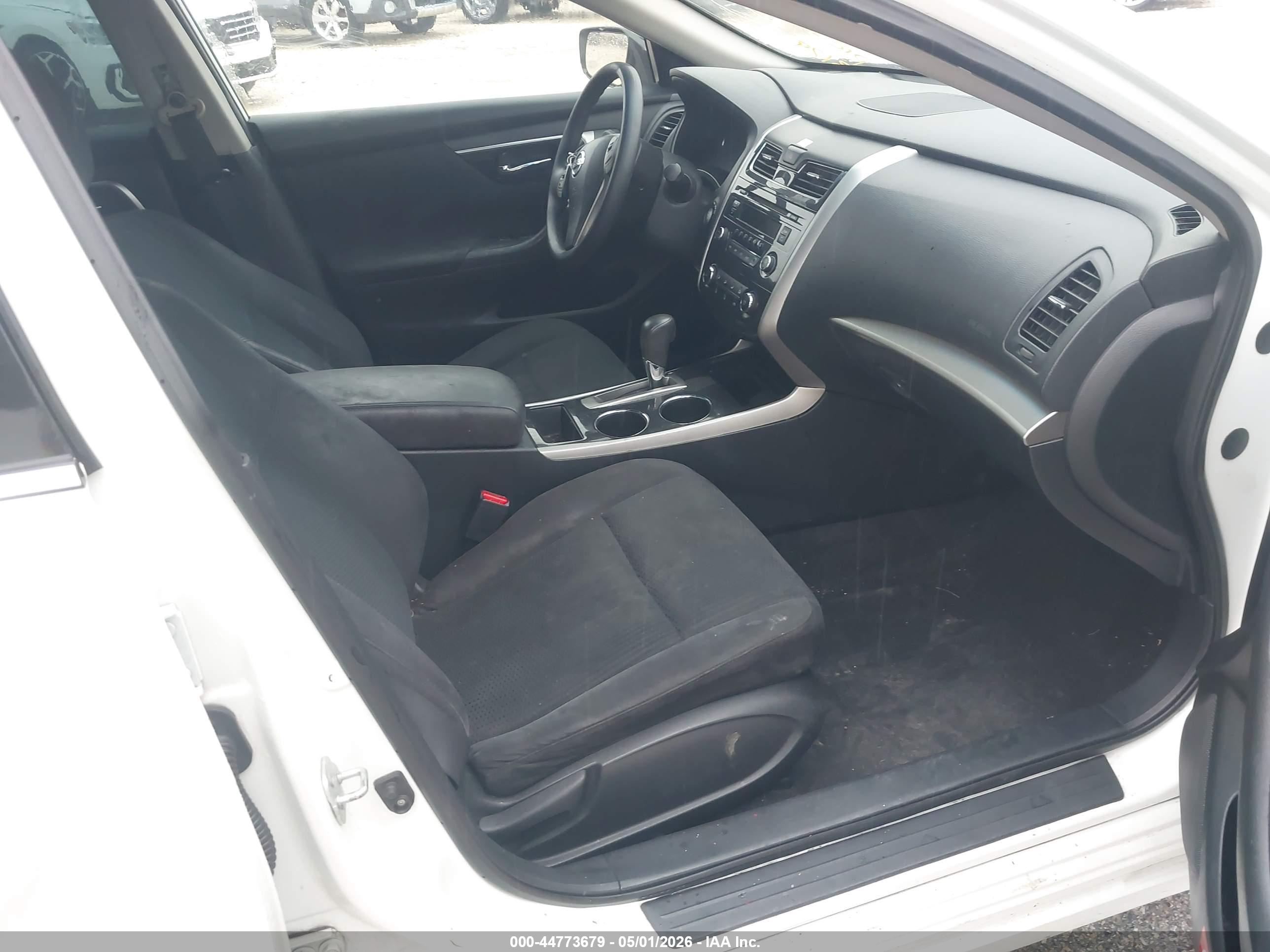 NISSAN ALTIMA image 5