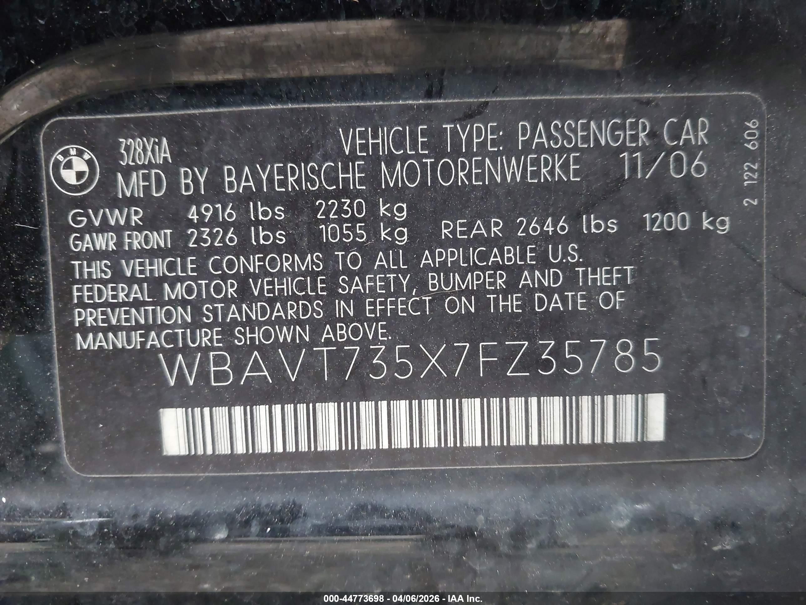 BMW 328XI image 9