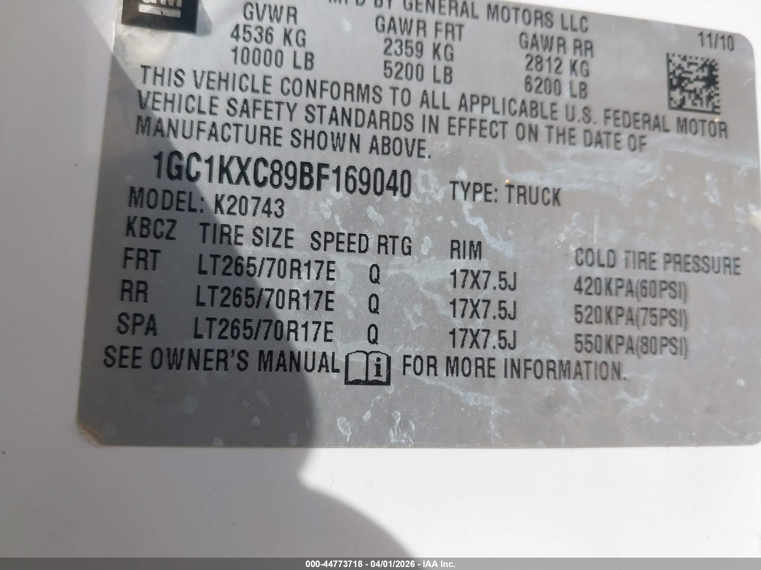 CHEVROLET SILVERADO image 9