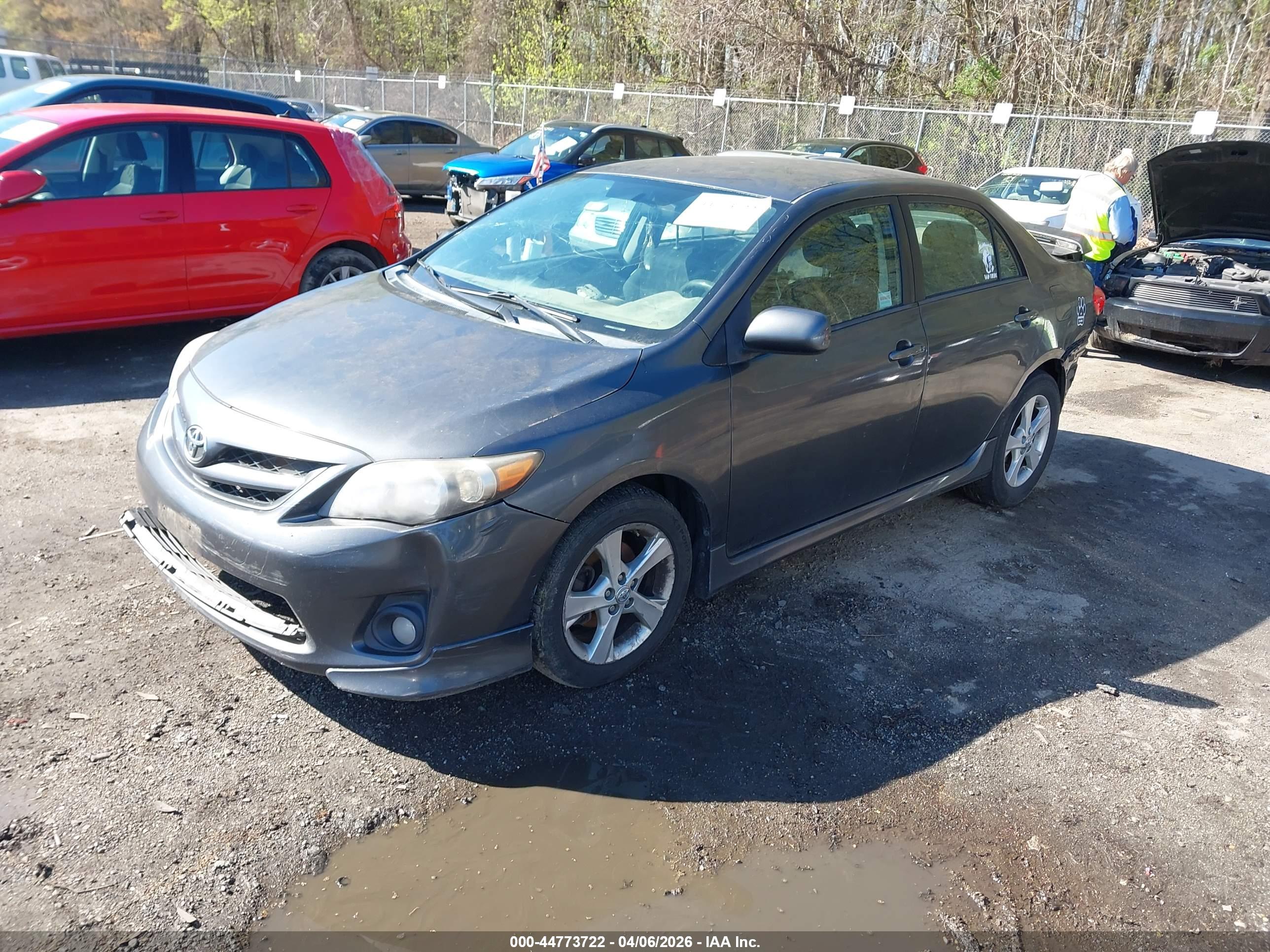 TOYOTA COROLLA image 2