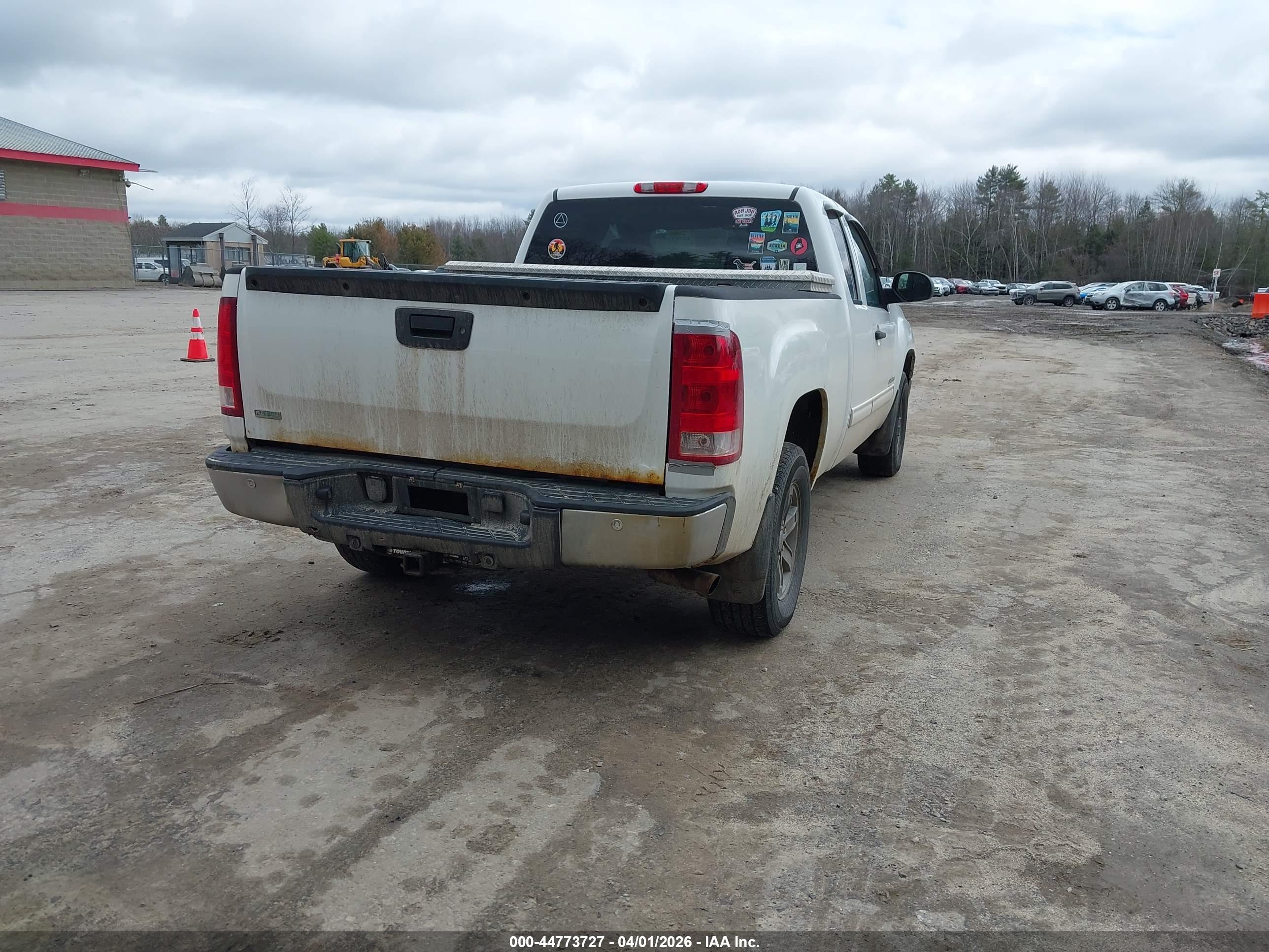 GMC SIERRA image 4
