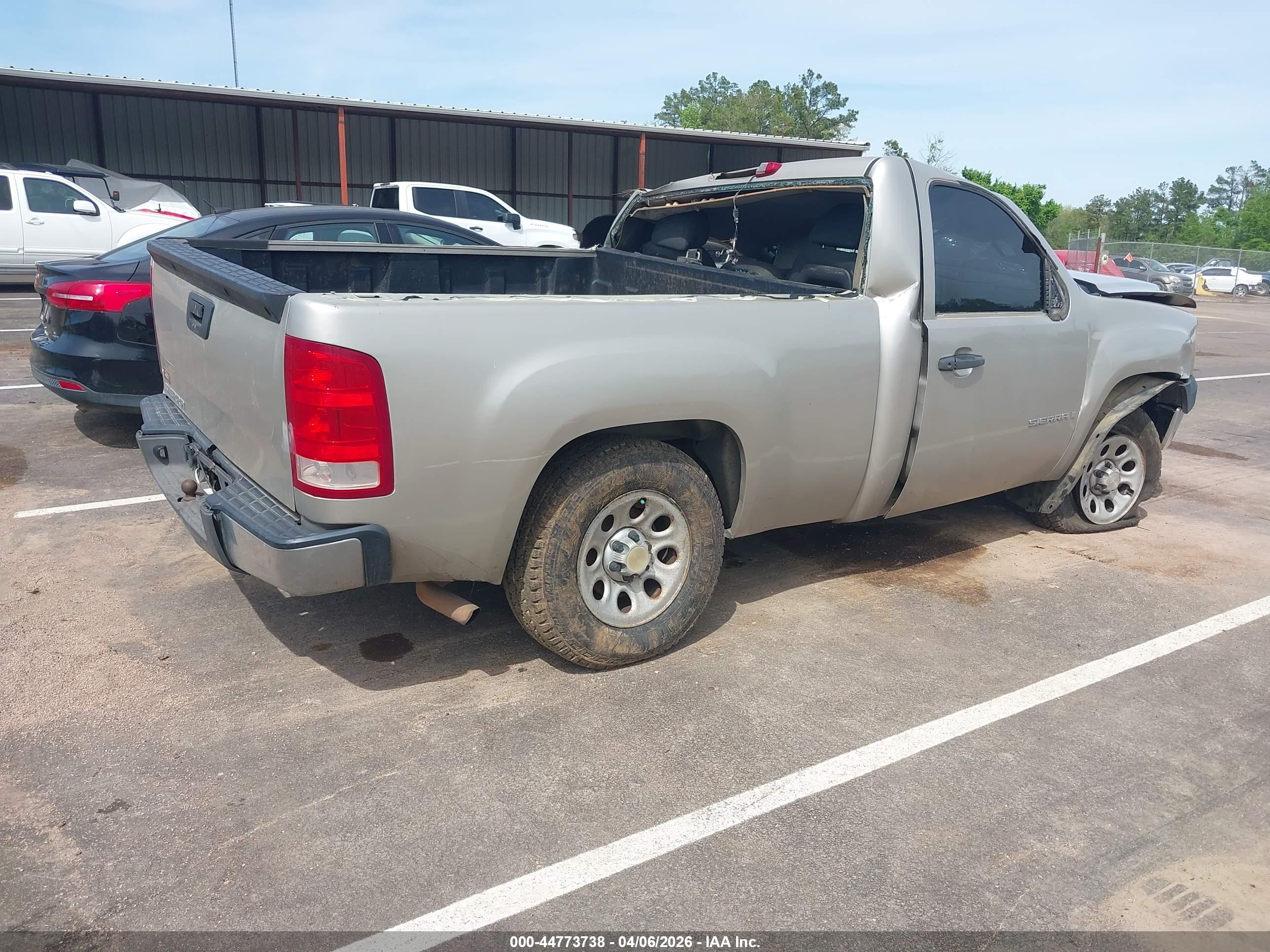 GMC SIERRA image 4