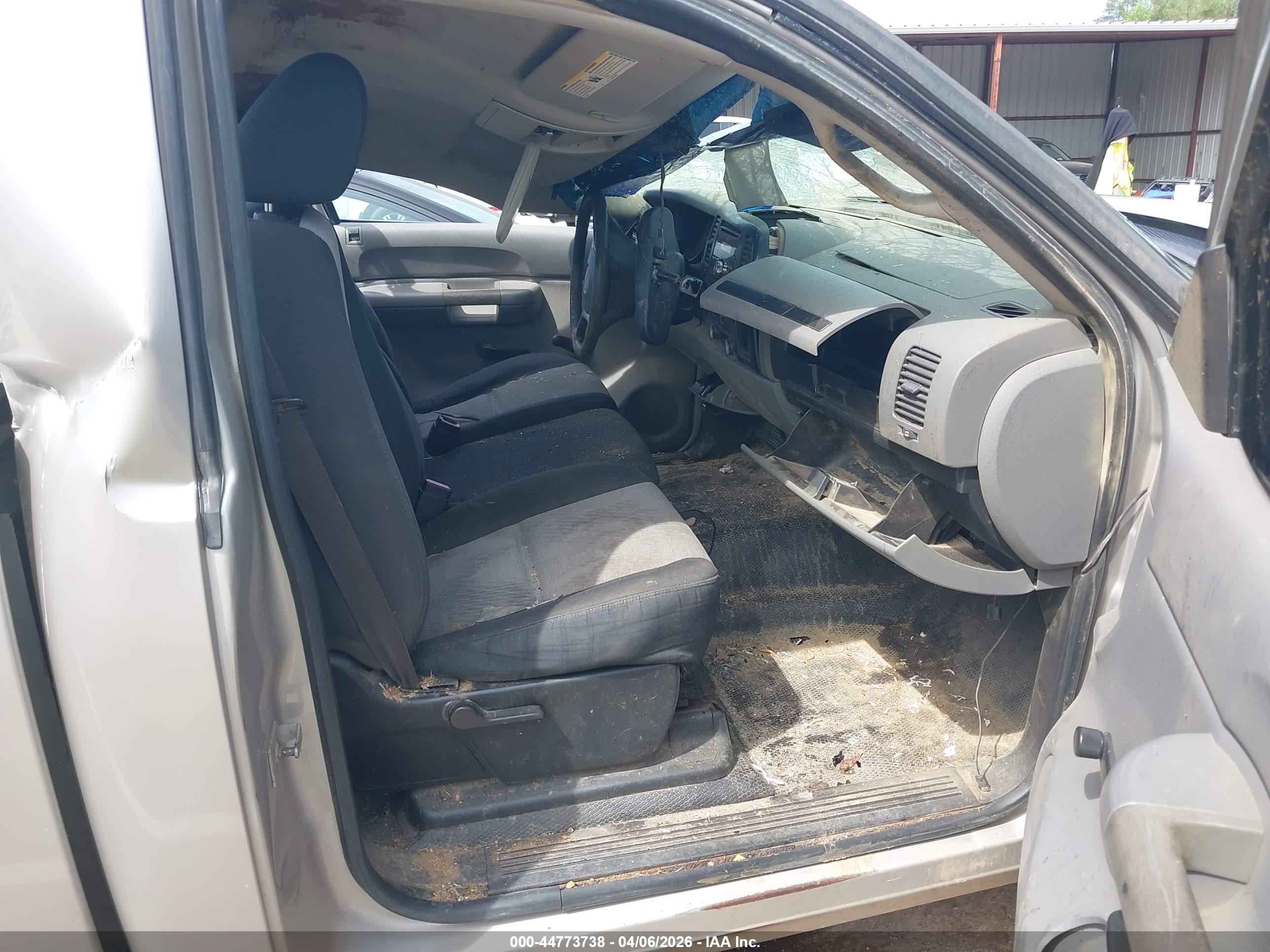 GMC SIERRA image 5