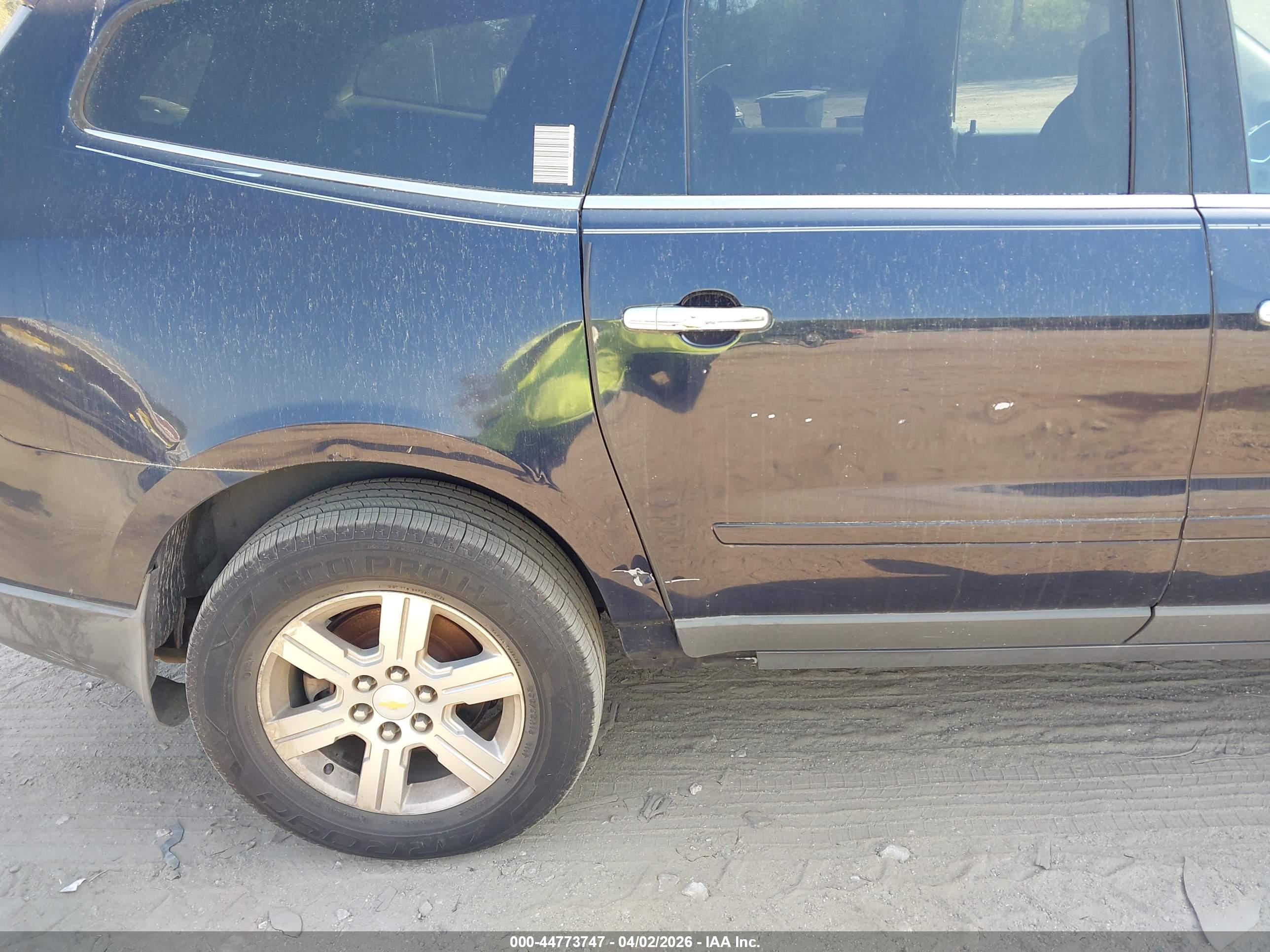 CHEVROLET TRAVERSE image 6