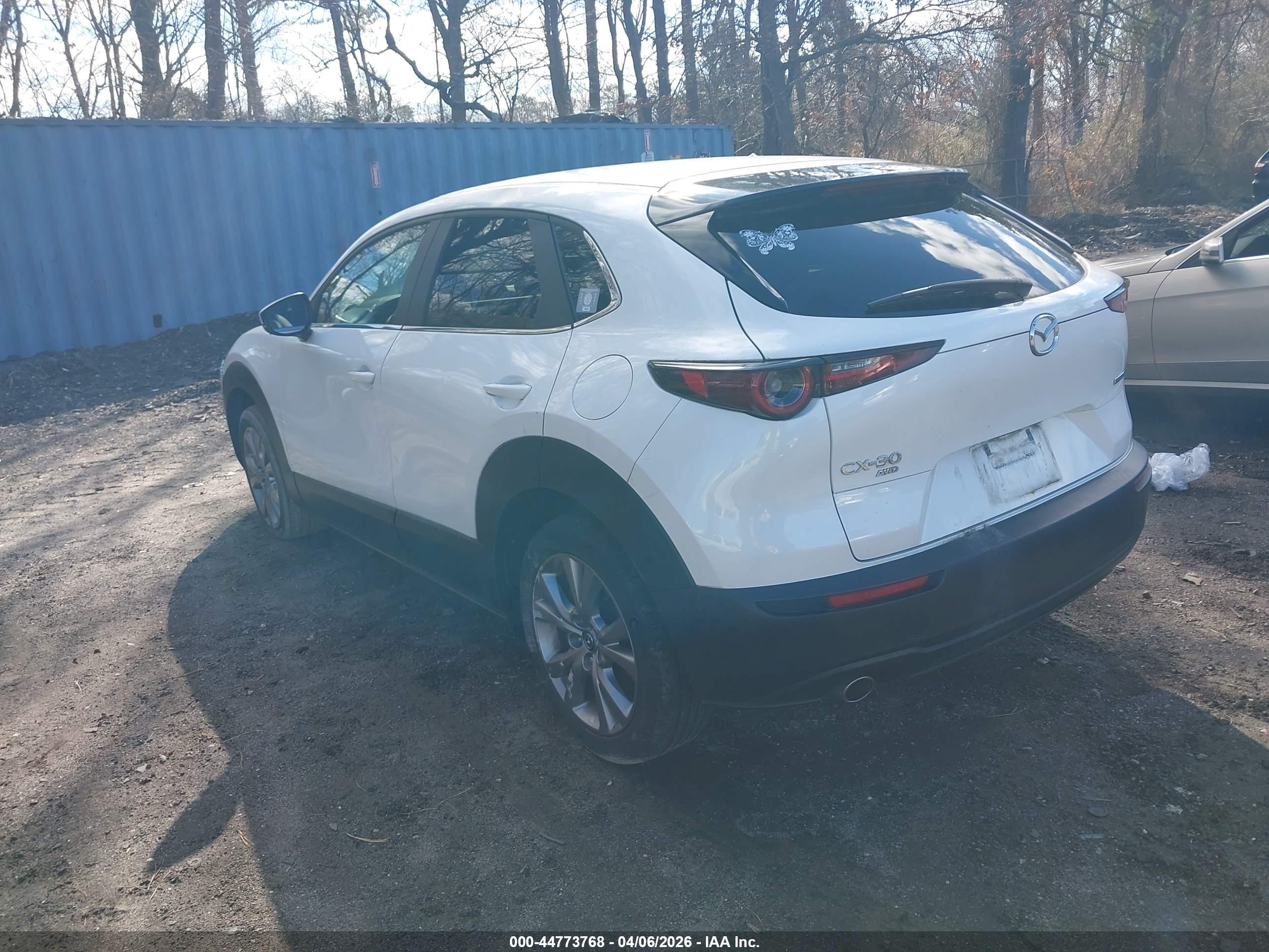 MAZDA CX-30 image 3