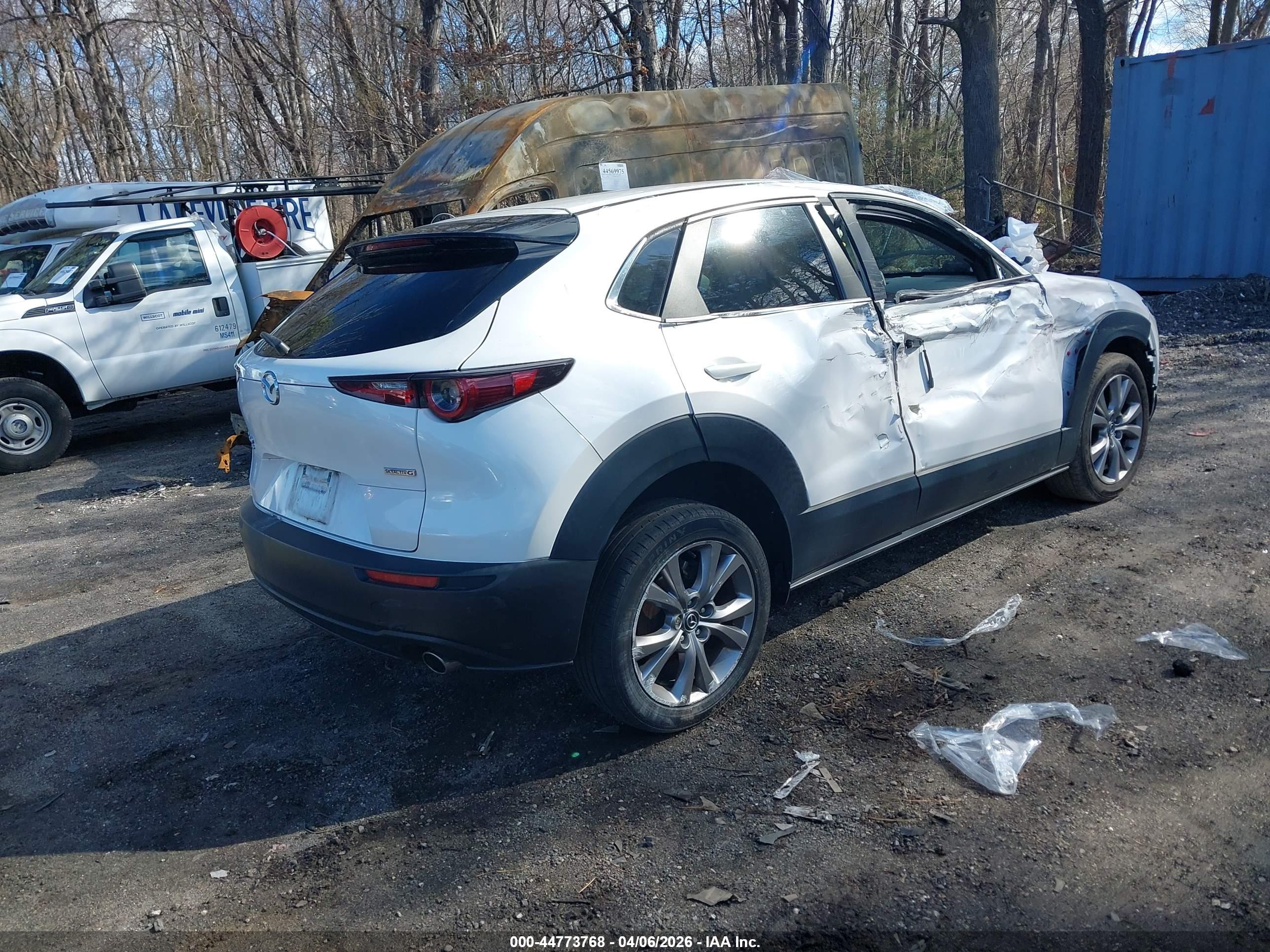 MAZDA CX-30 image 4