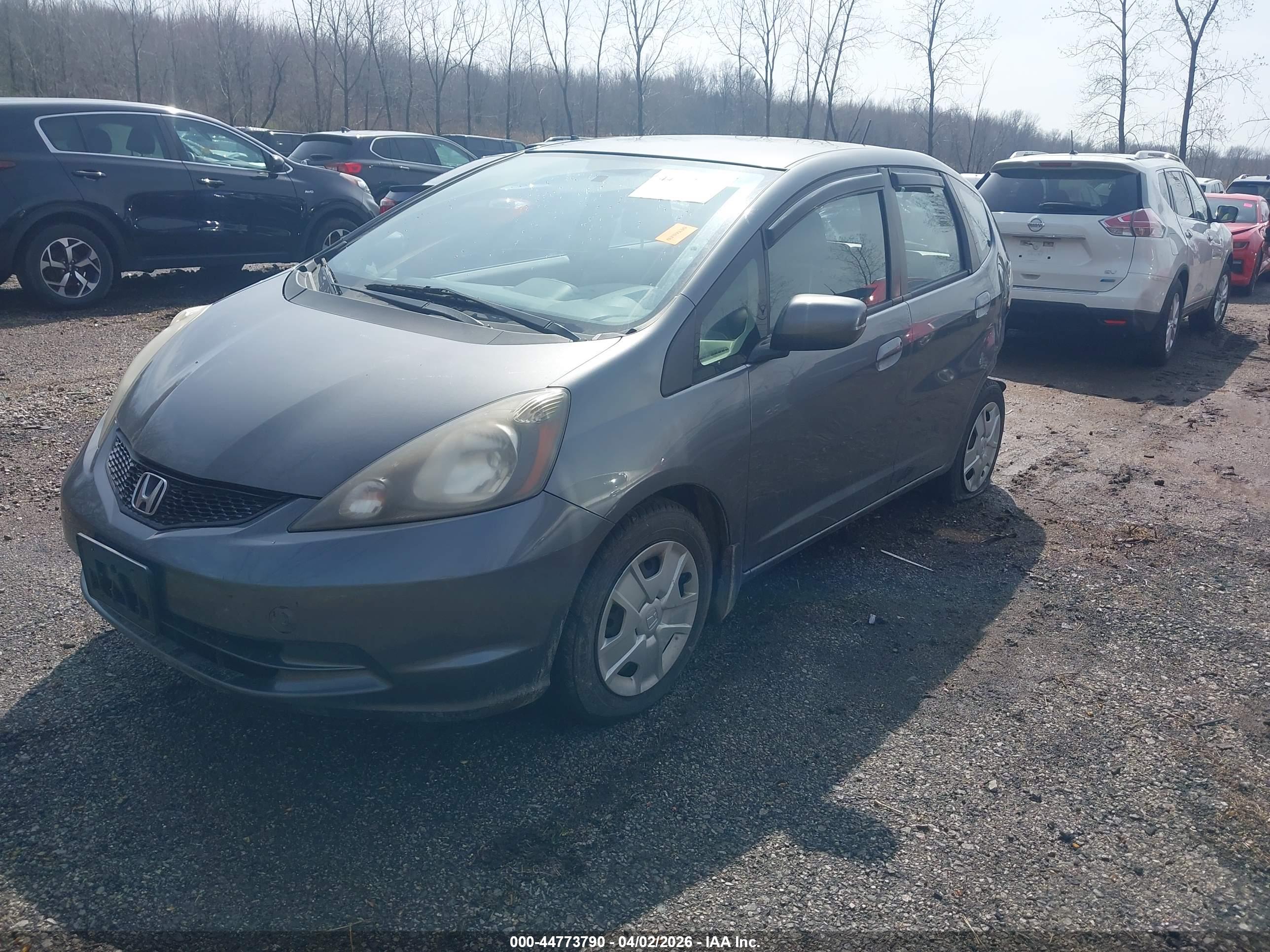 HONDA FIT image 2