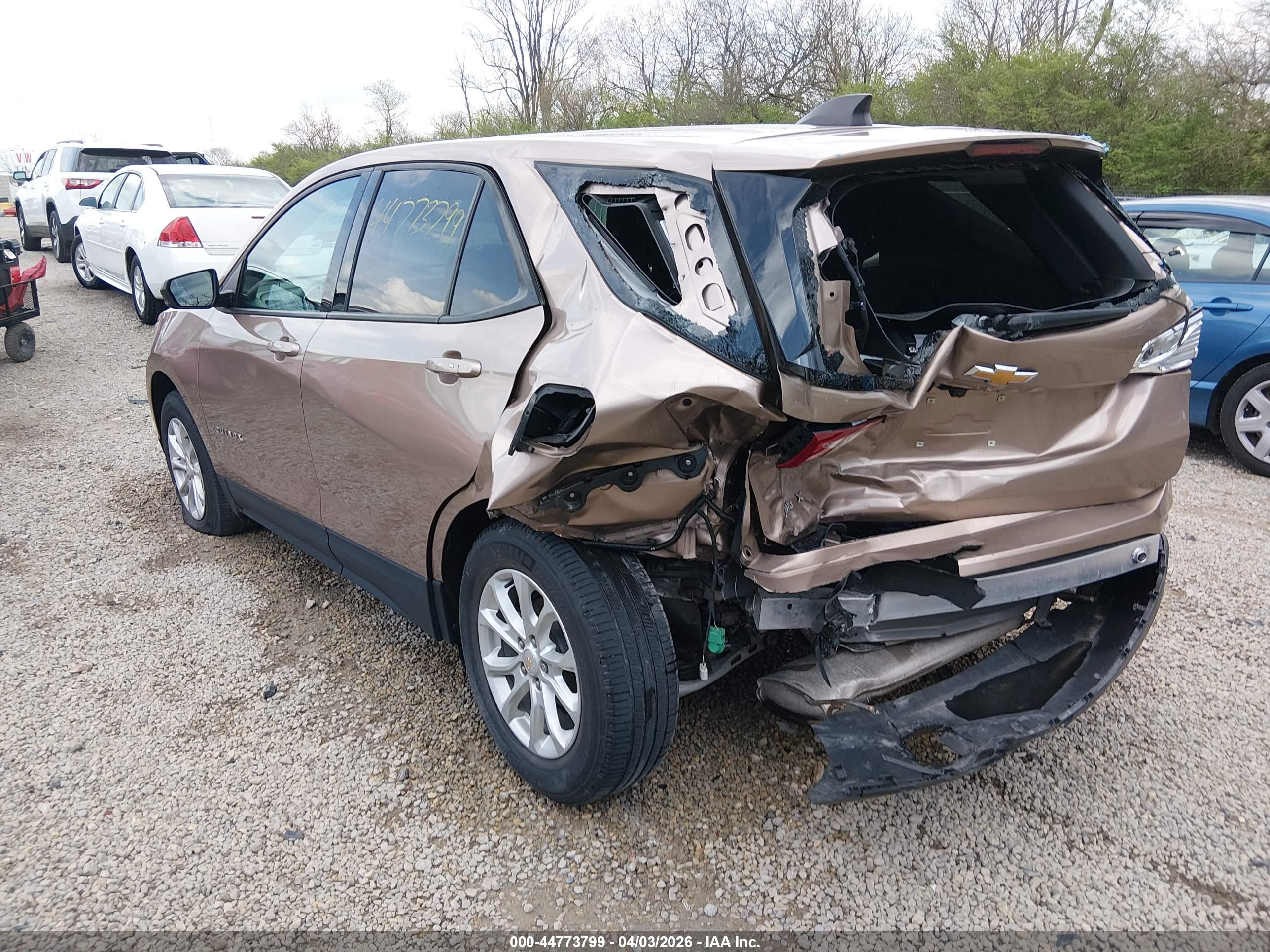 CHEVROLET EQUINOX image 3