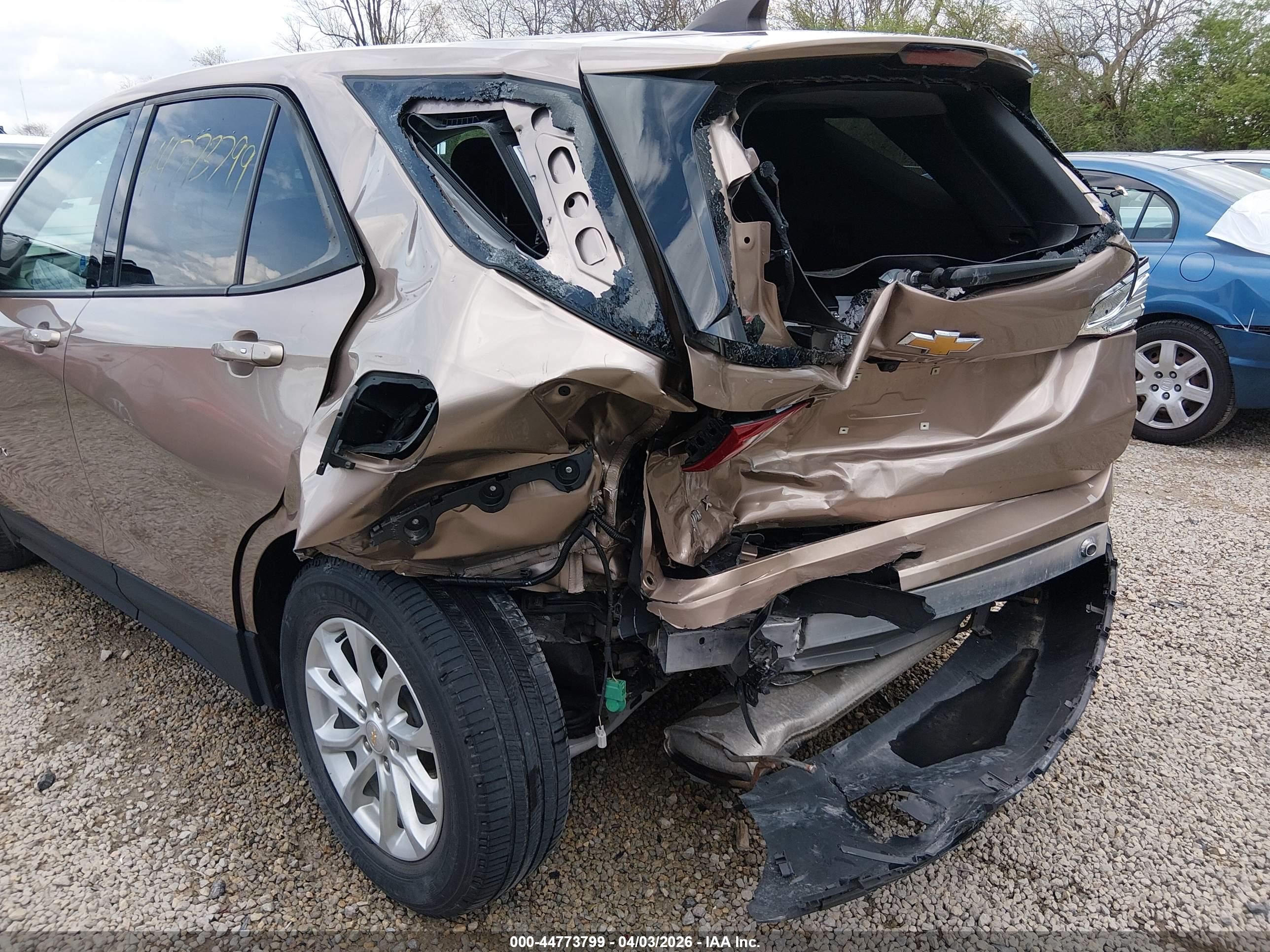 CHEVROLET EQUINOX image 6