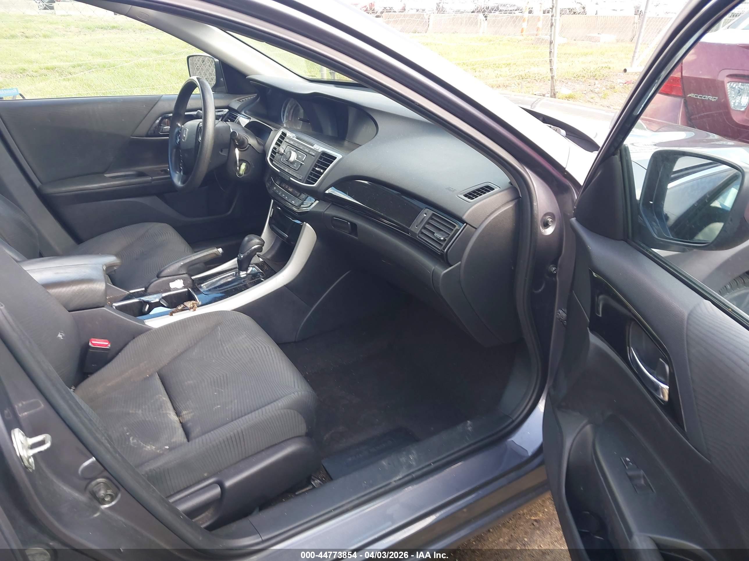 HONDA ACCORD image 5