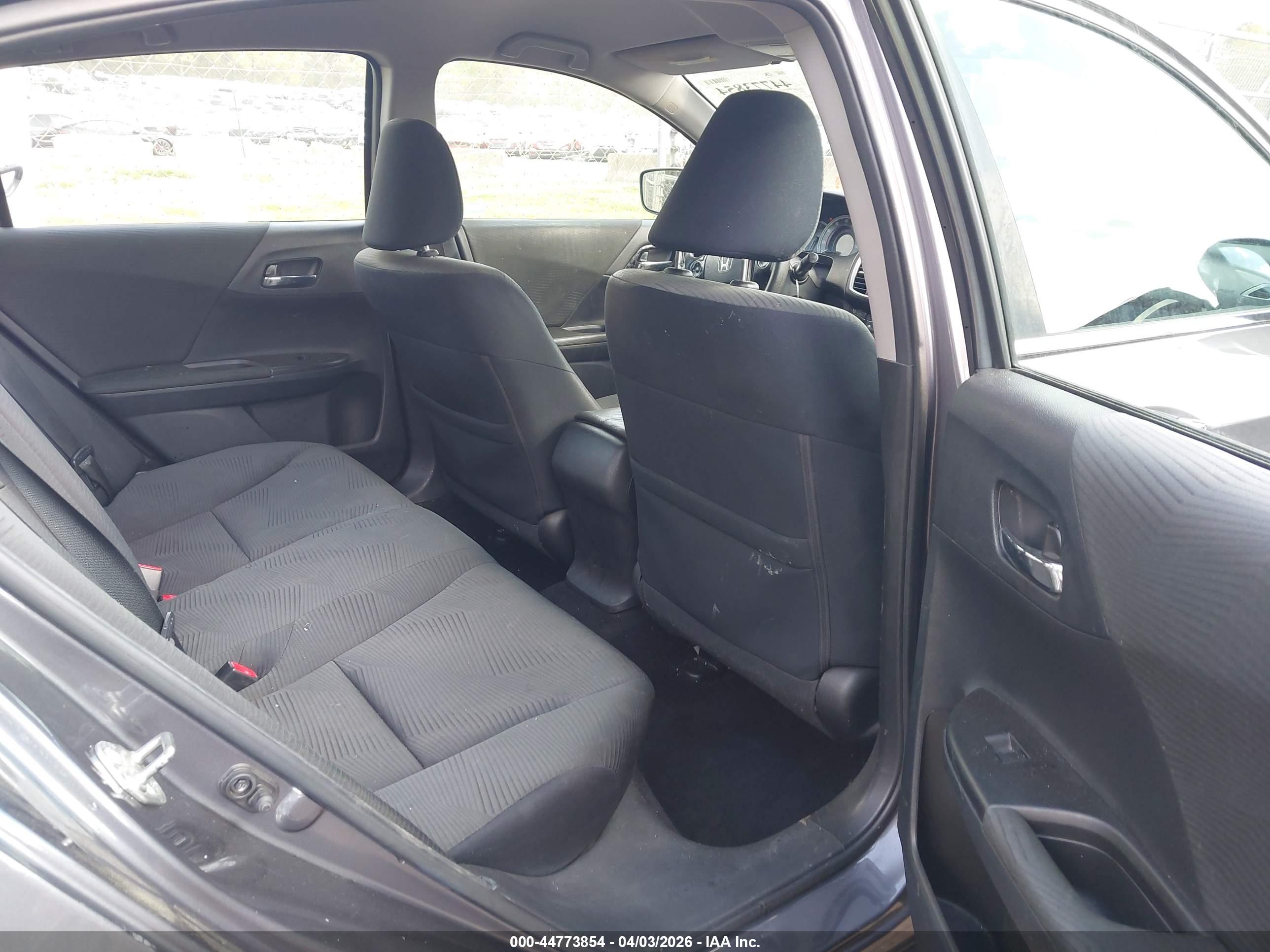 HONDA ACCORD image 8