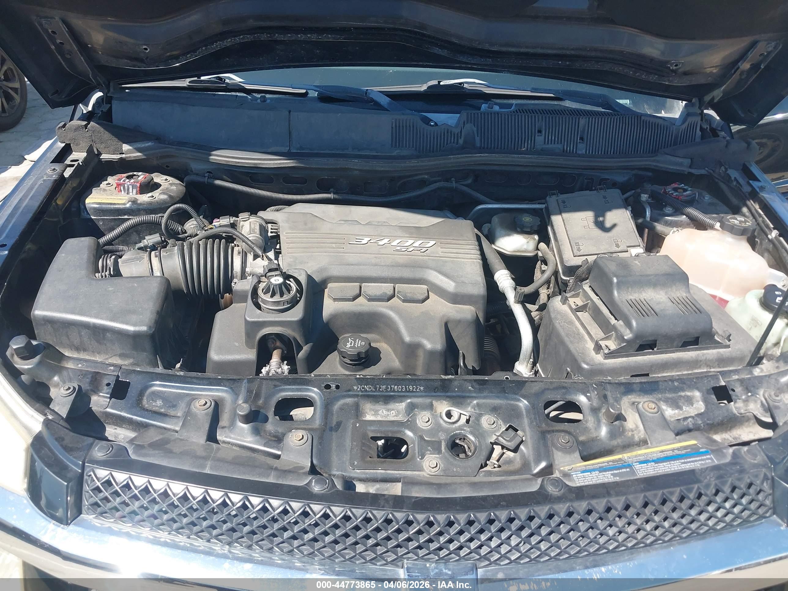 CHEVROLET EQUINOX image 10