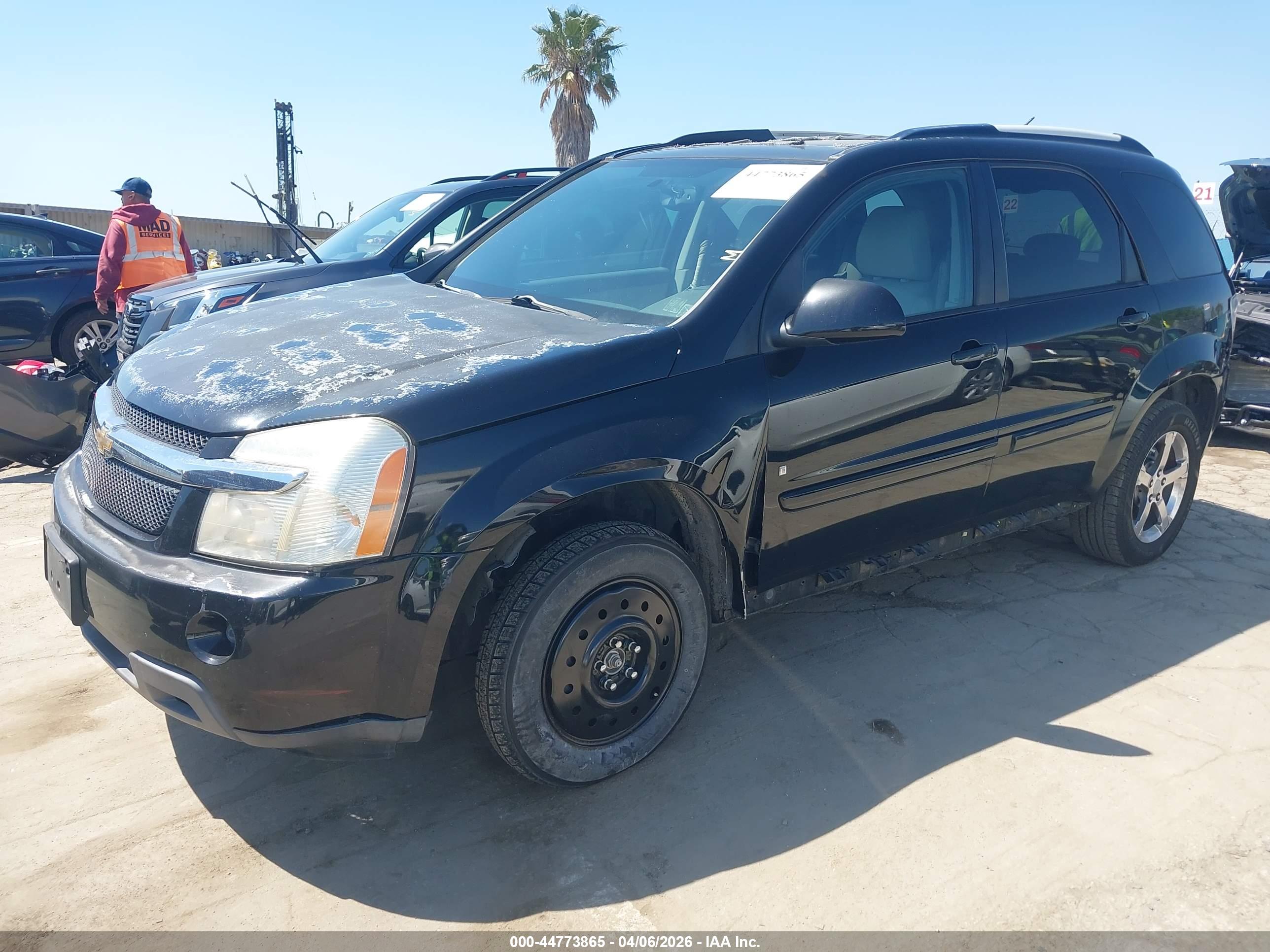 CHEVROLET EQUINOX image 2