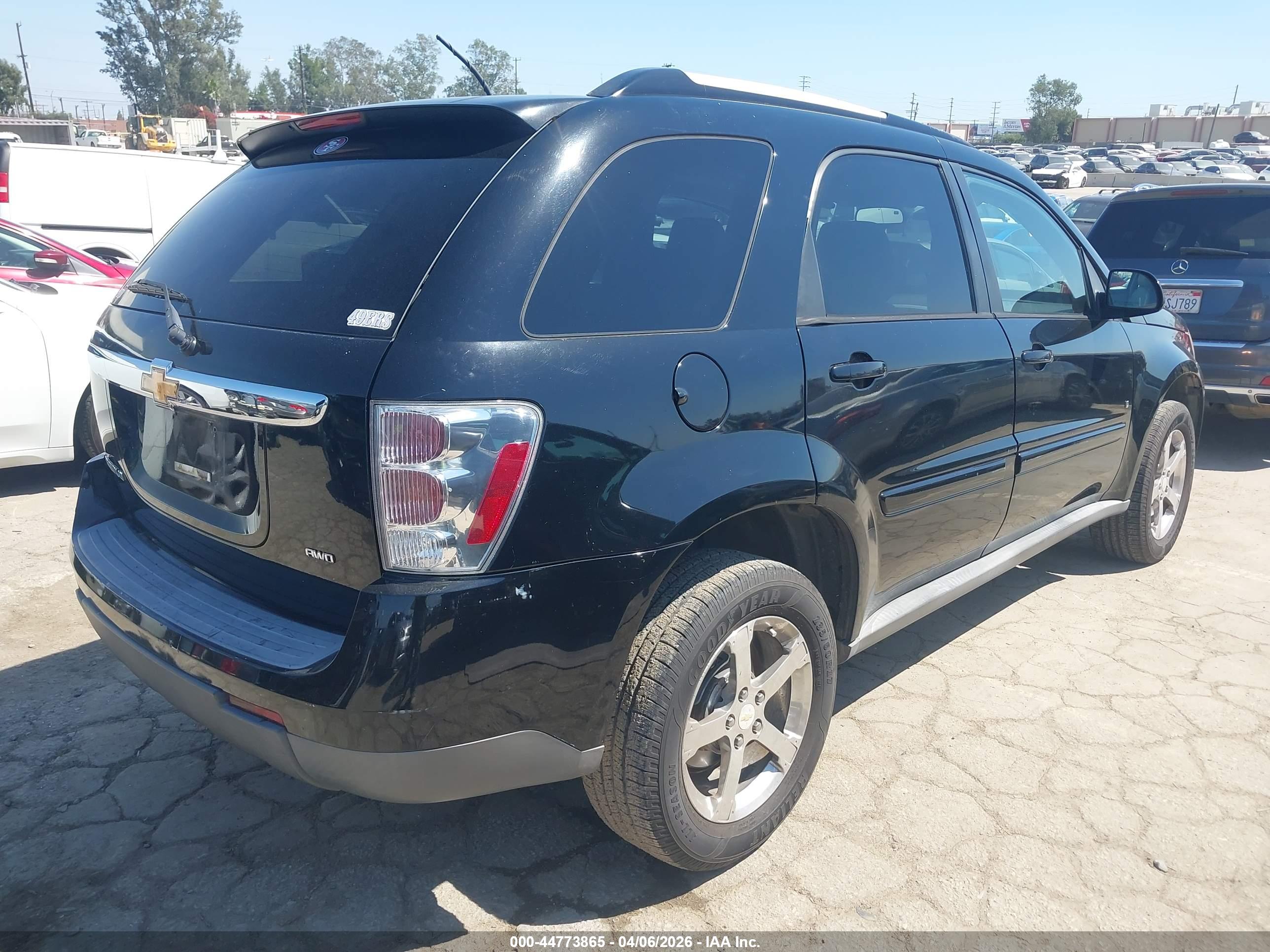 CHEVROLET EQUINOX image 4