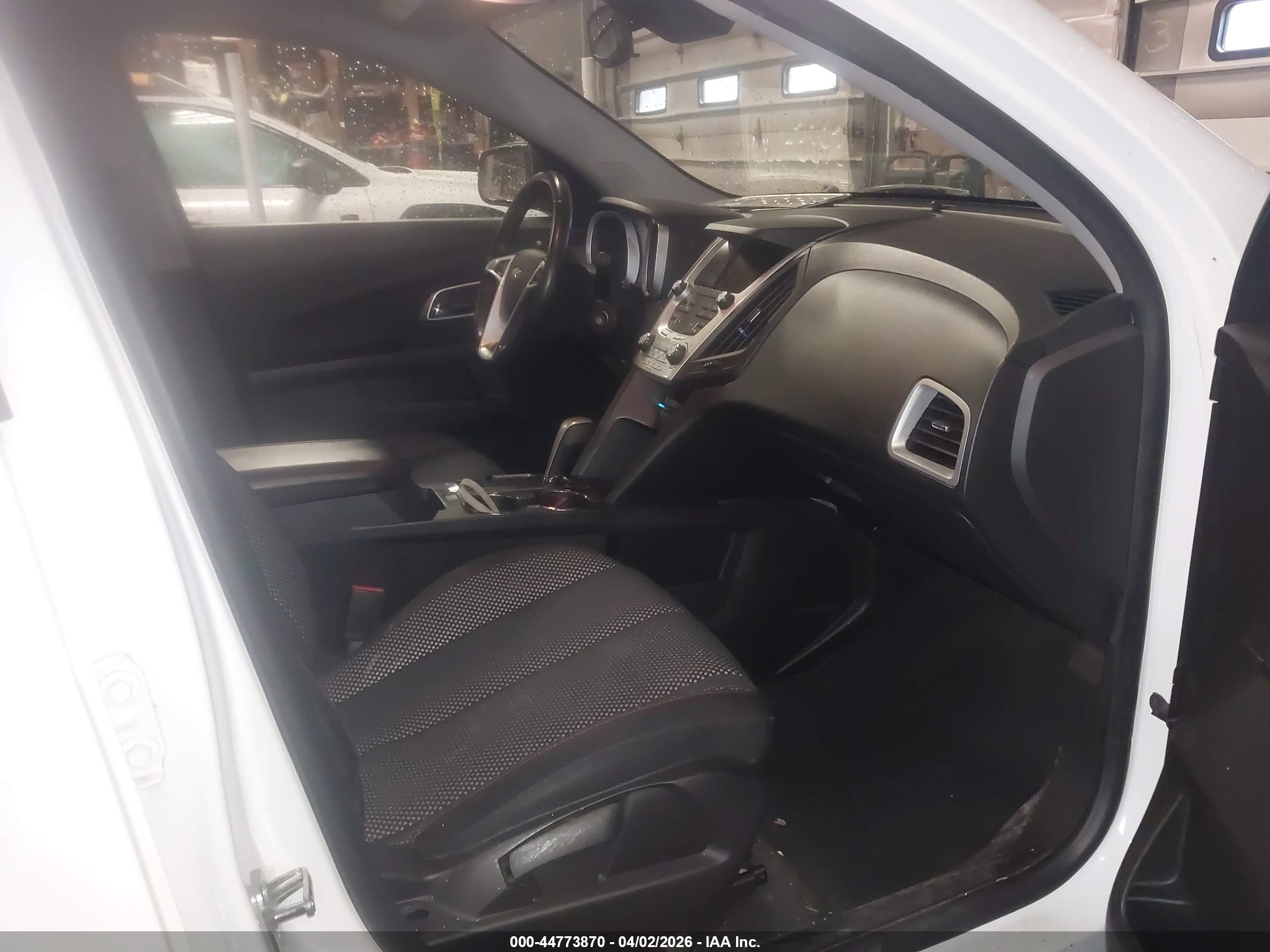 CHEVROLET EQUINOX image 5
