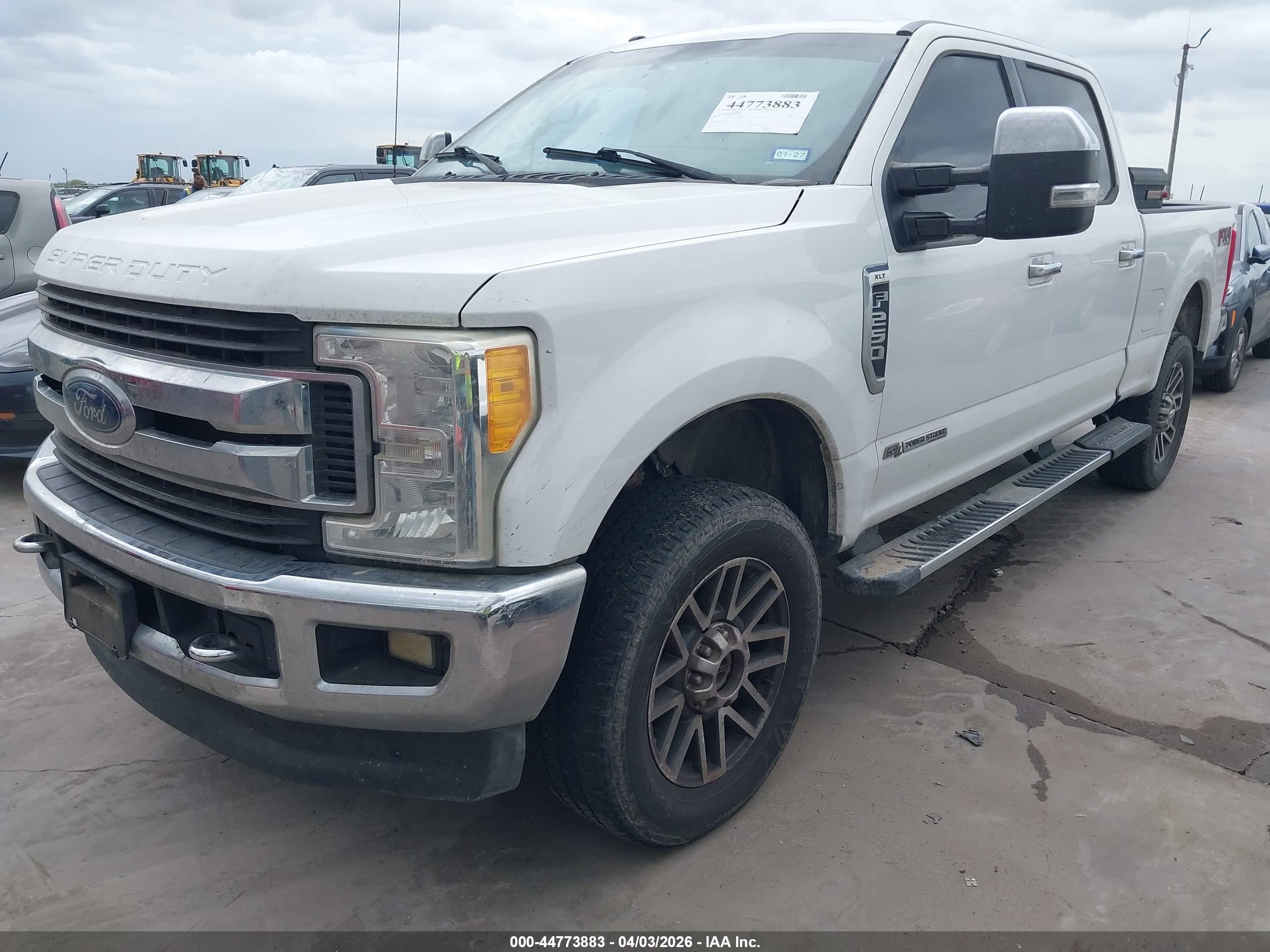 FORD F-250 image 2