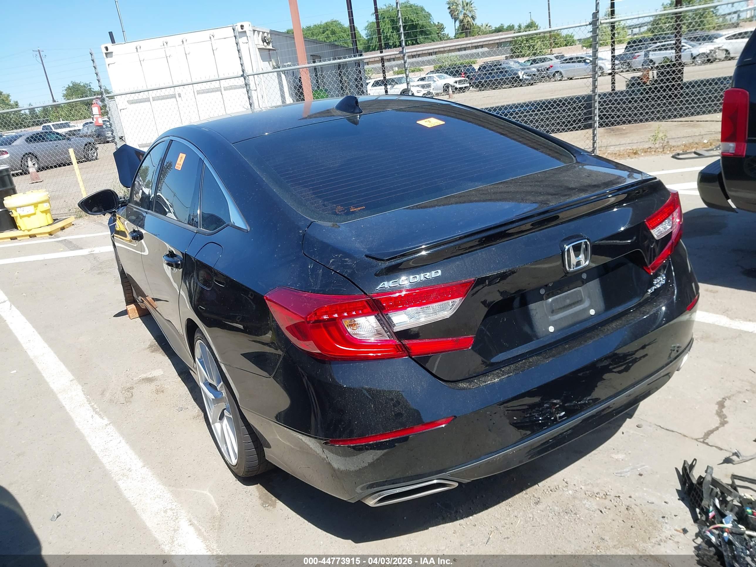 HONDA ACCORD image 3