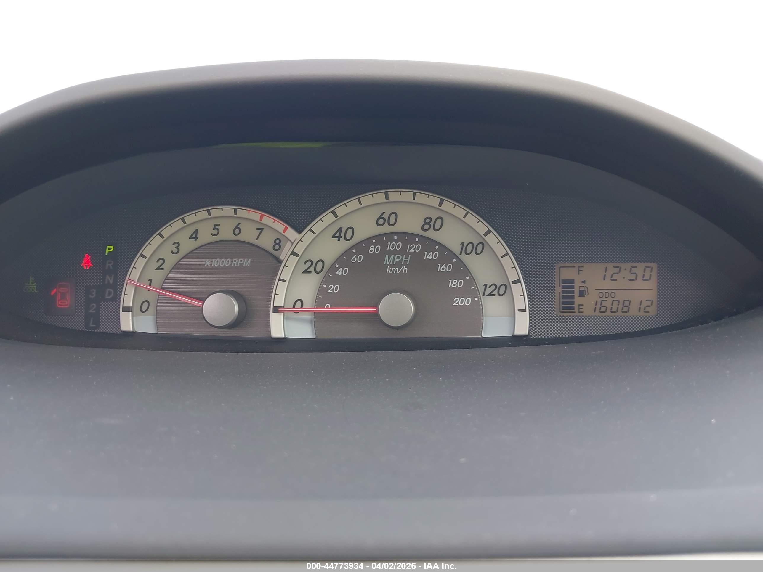 TOYOTA YARIS image 7