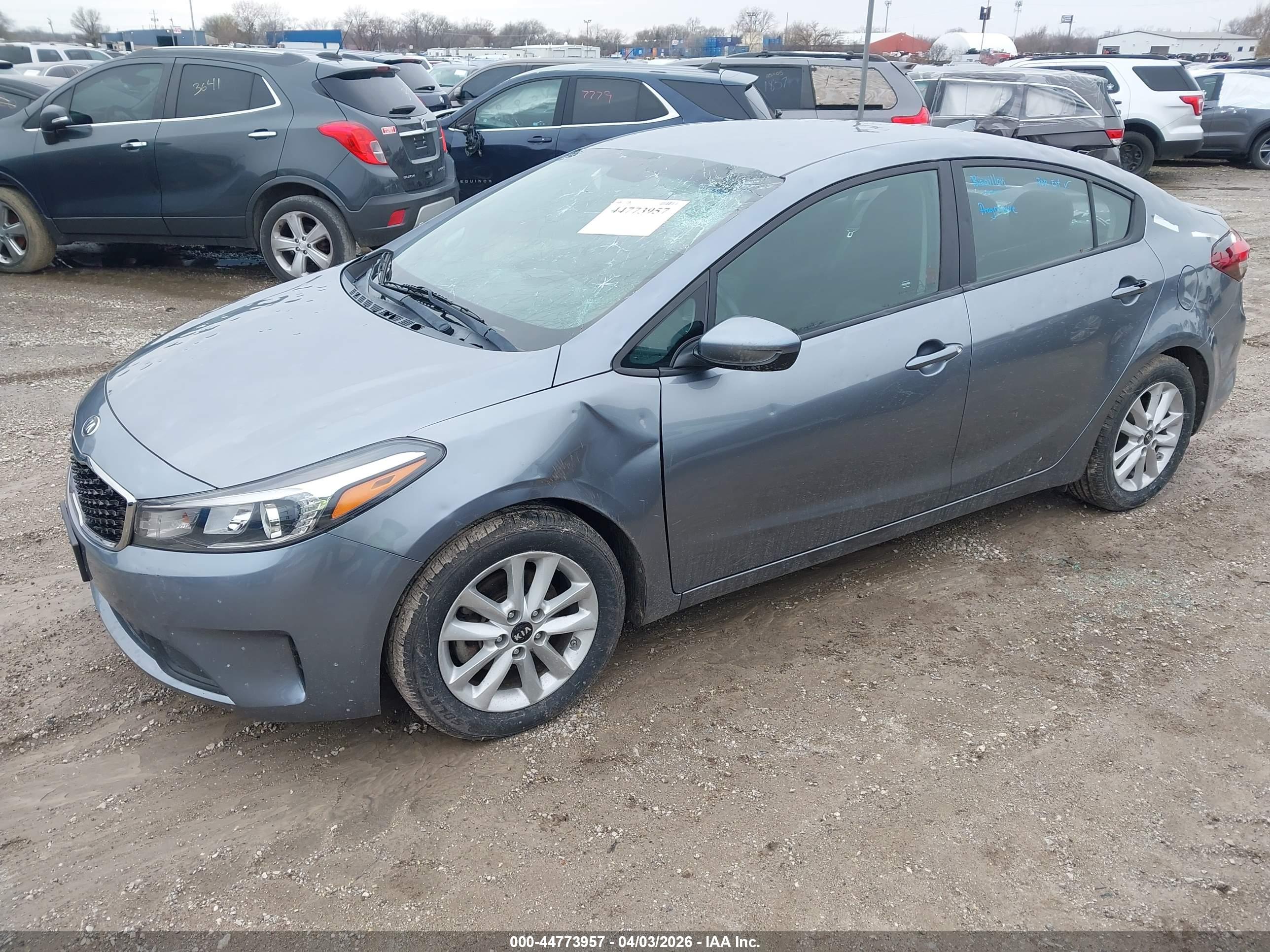 KIA FORTE image 2