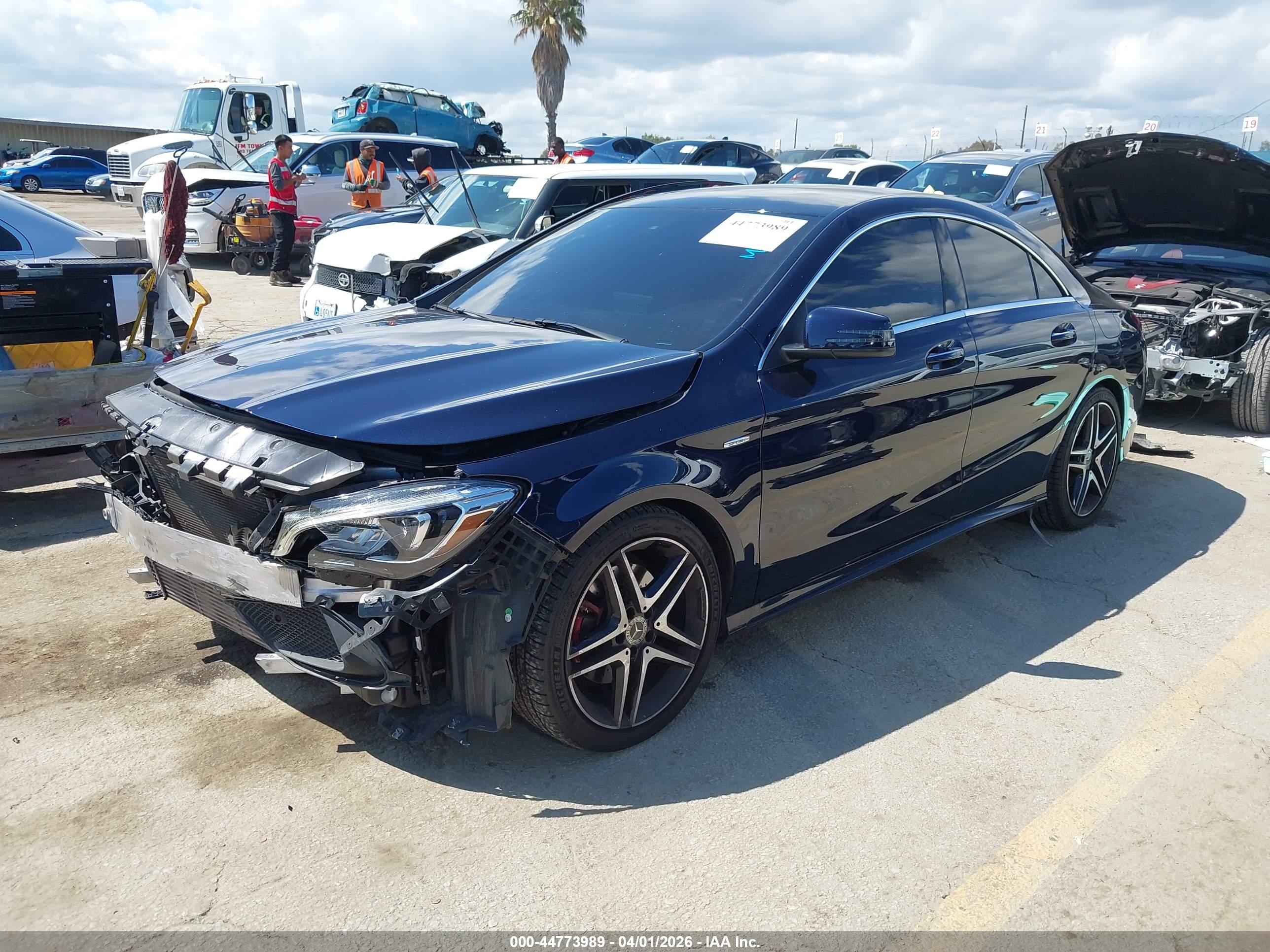 MERCEDES-BENZ CLA image 2