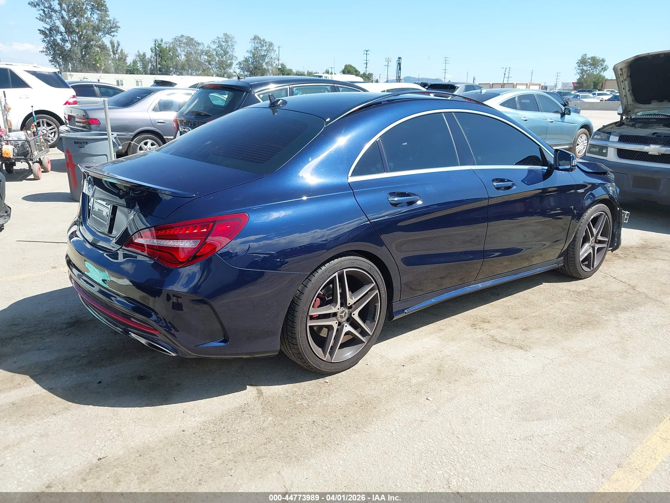 MERCEDES-BENZ CLA image 4