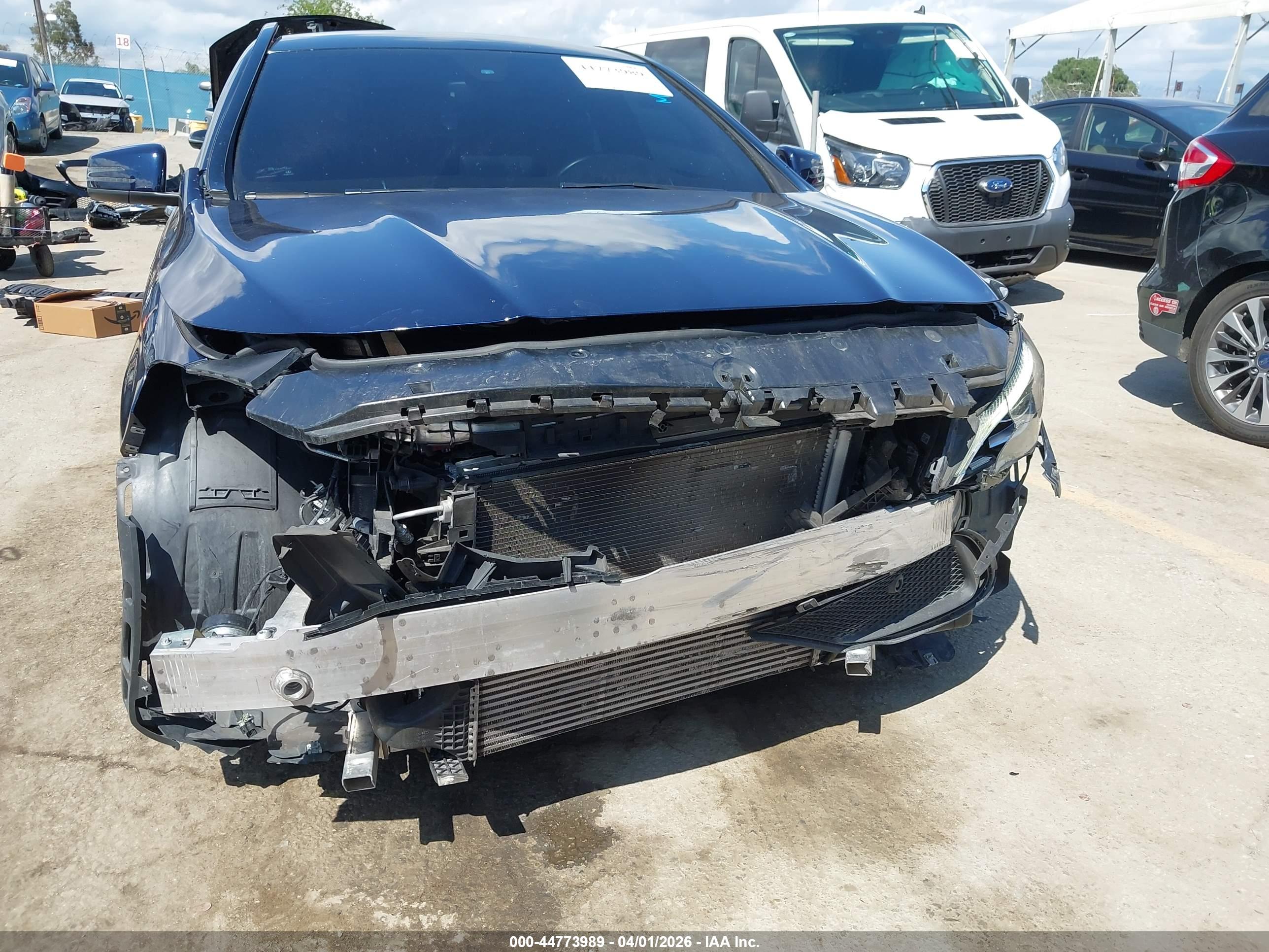 MERCEDES-BENZ CLA image 6