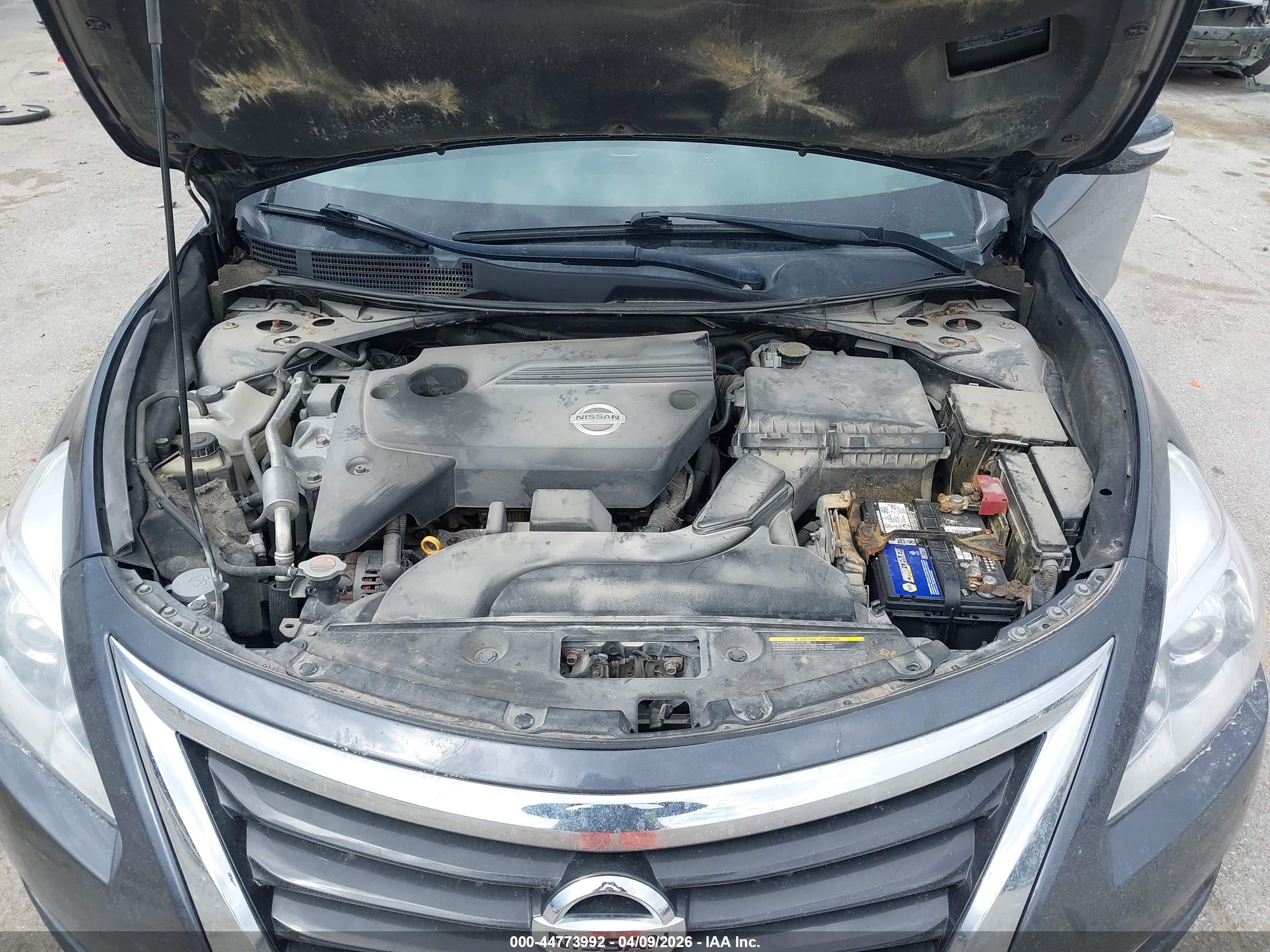 NISSAN ALTIMA image 10