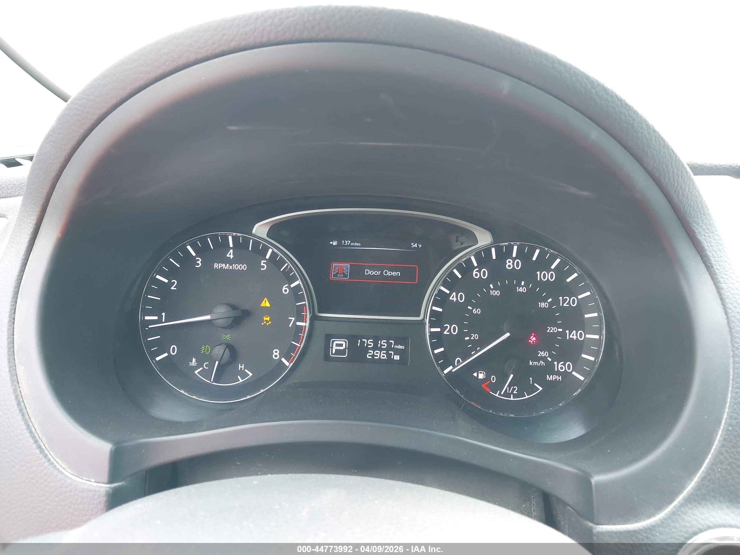 NISSAN ALTIMA image 7