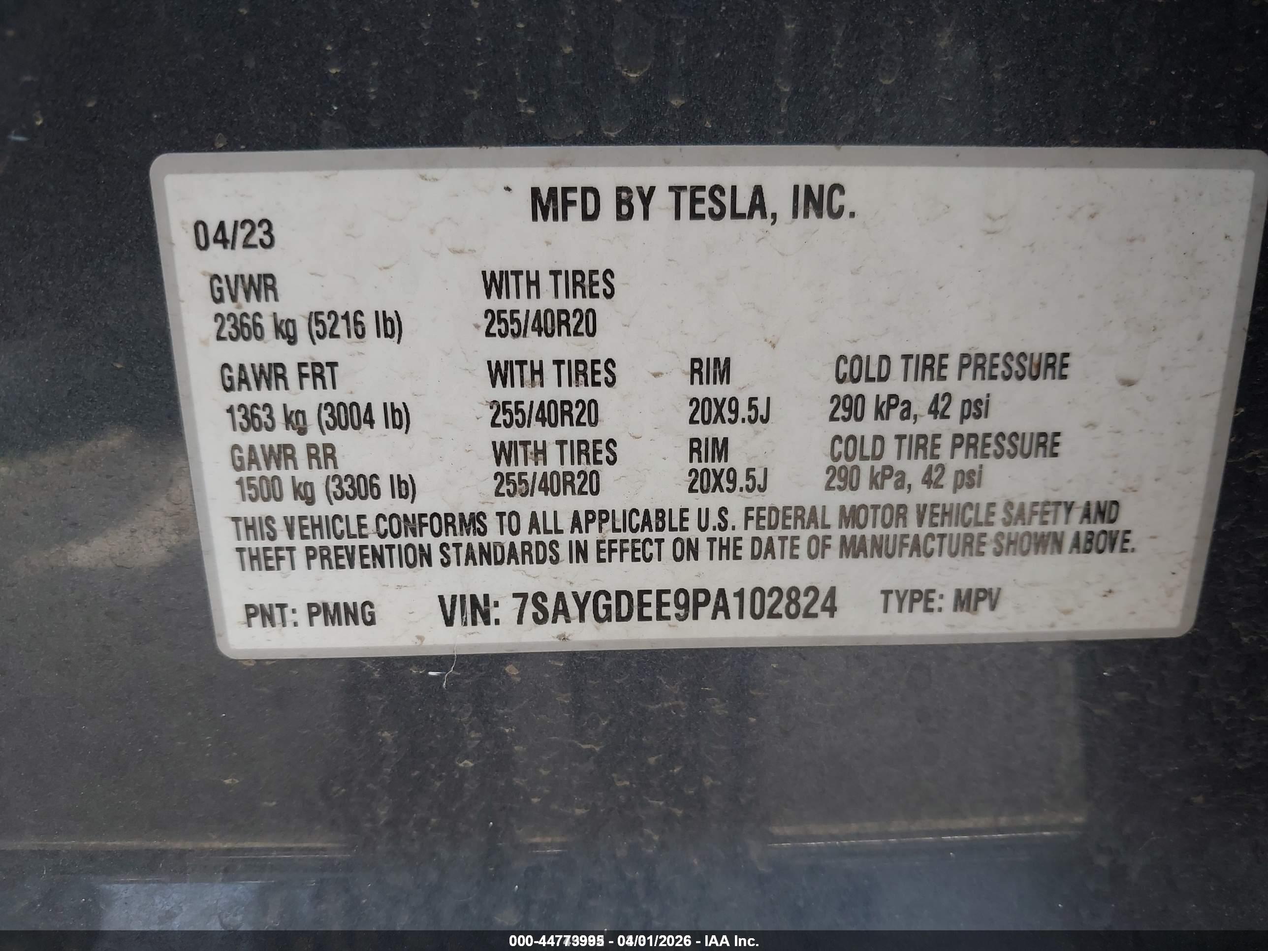 TESLA MODEL image 9