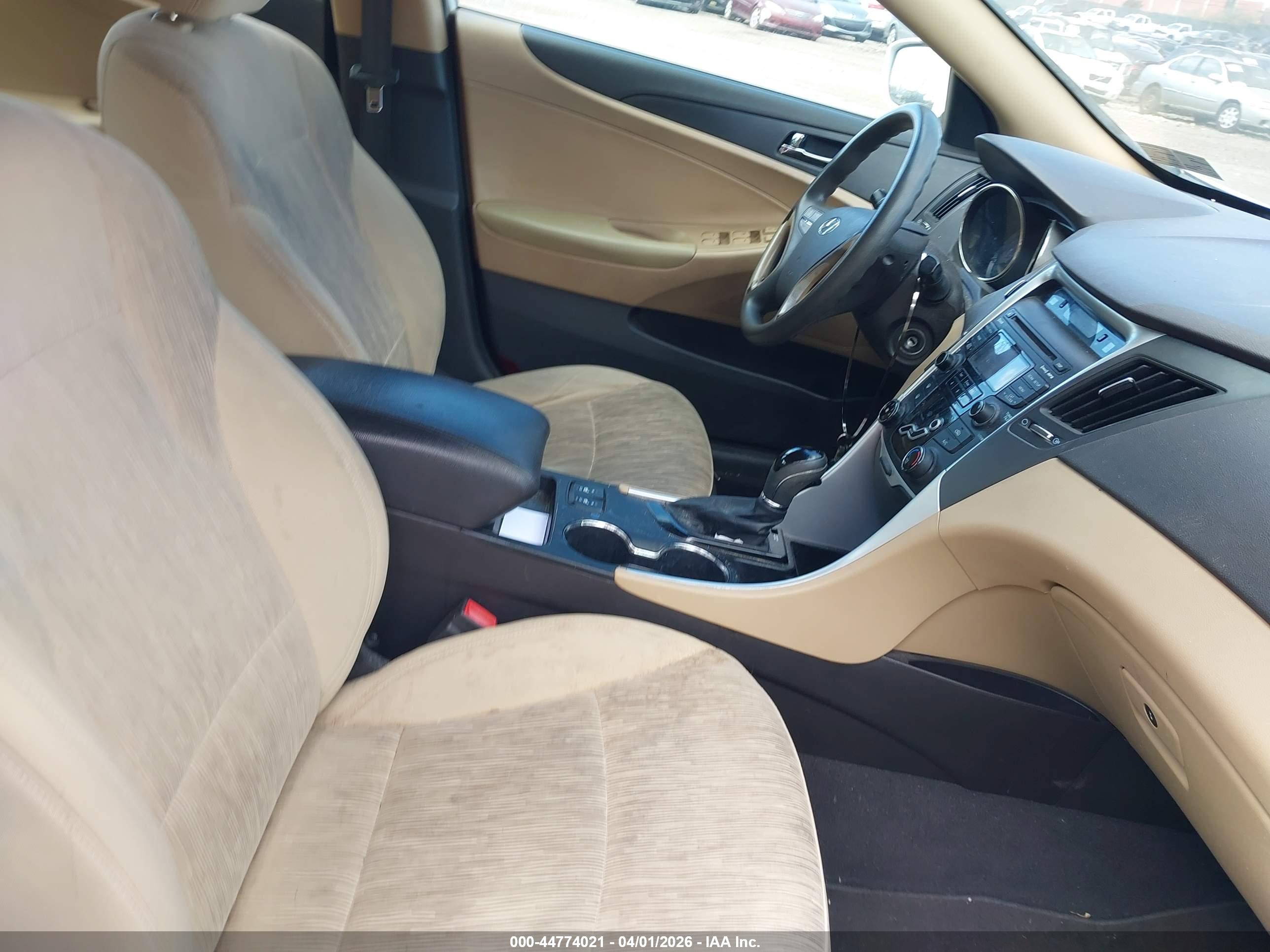 HYUNDAI SONATA image 5