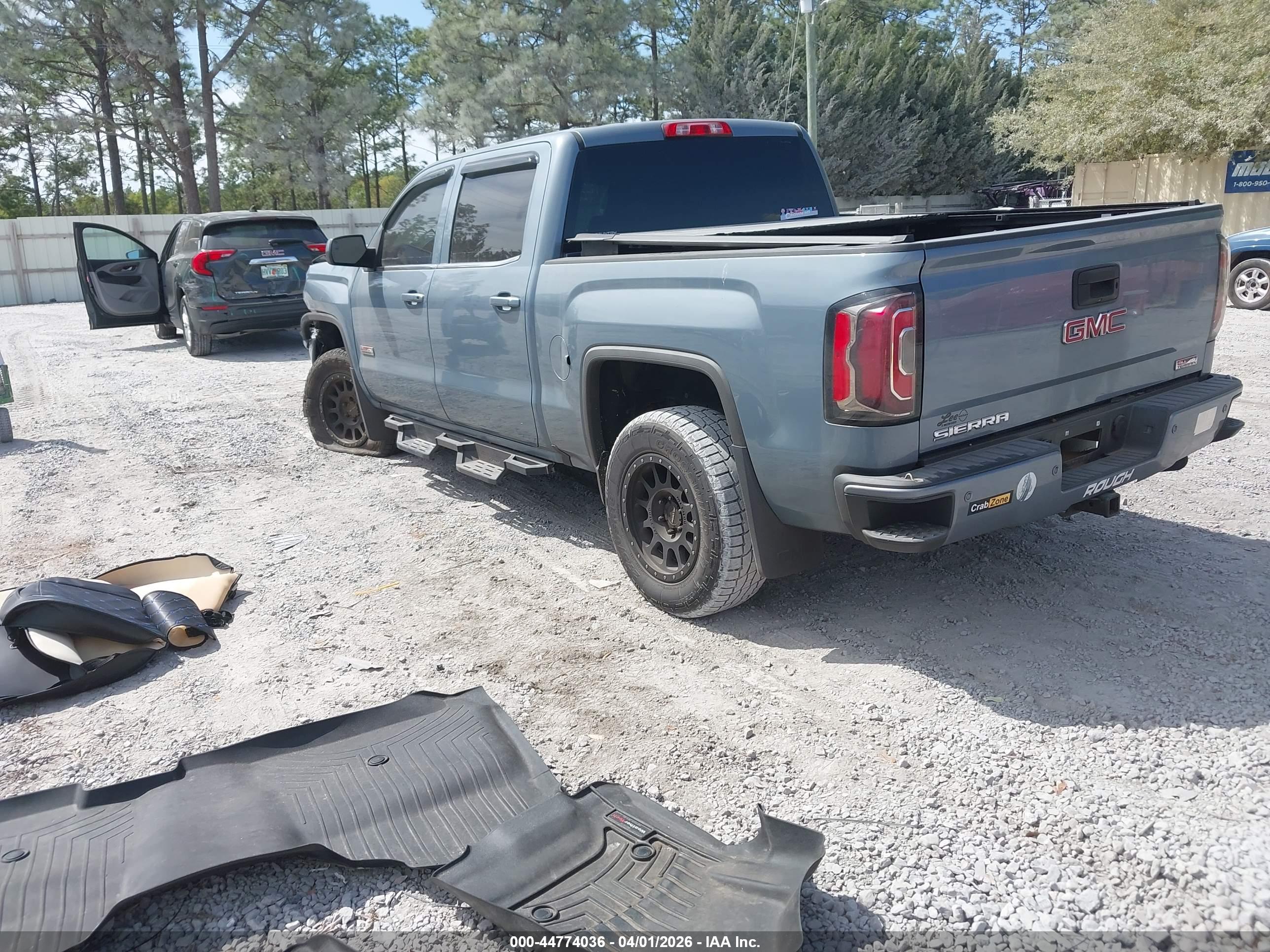 GMC SIERRA image 3