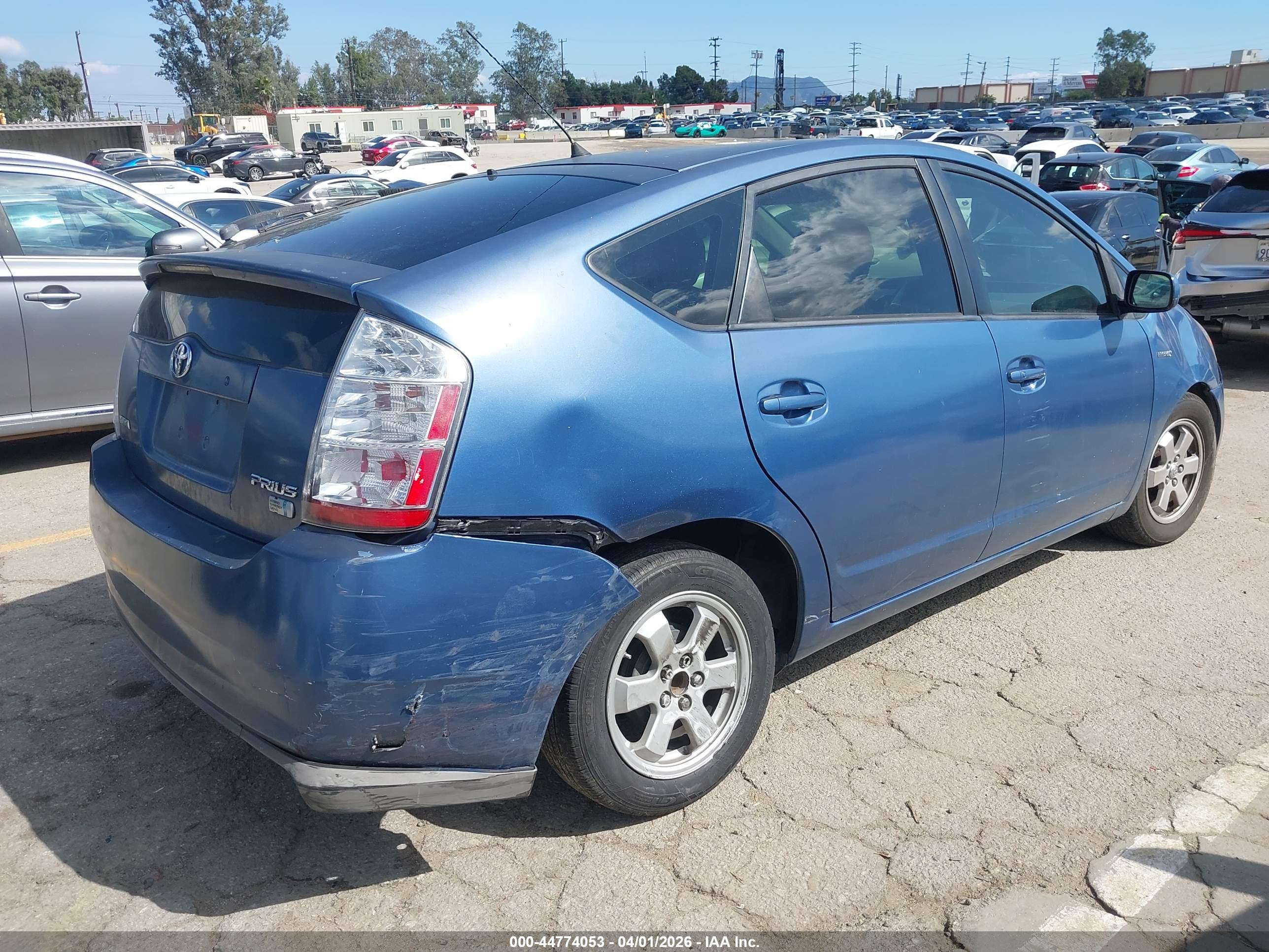 TOYOTA PRIUS image 4