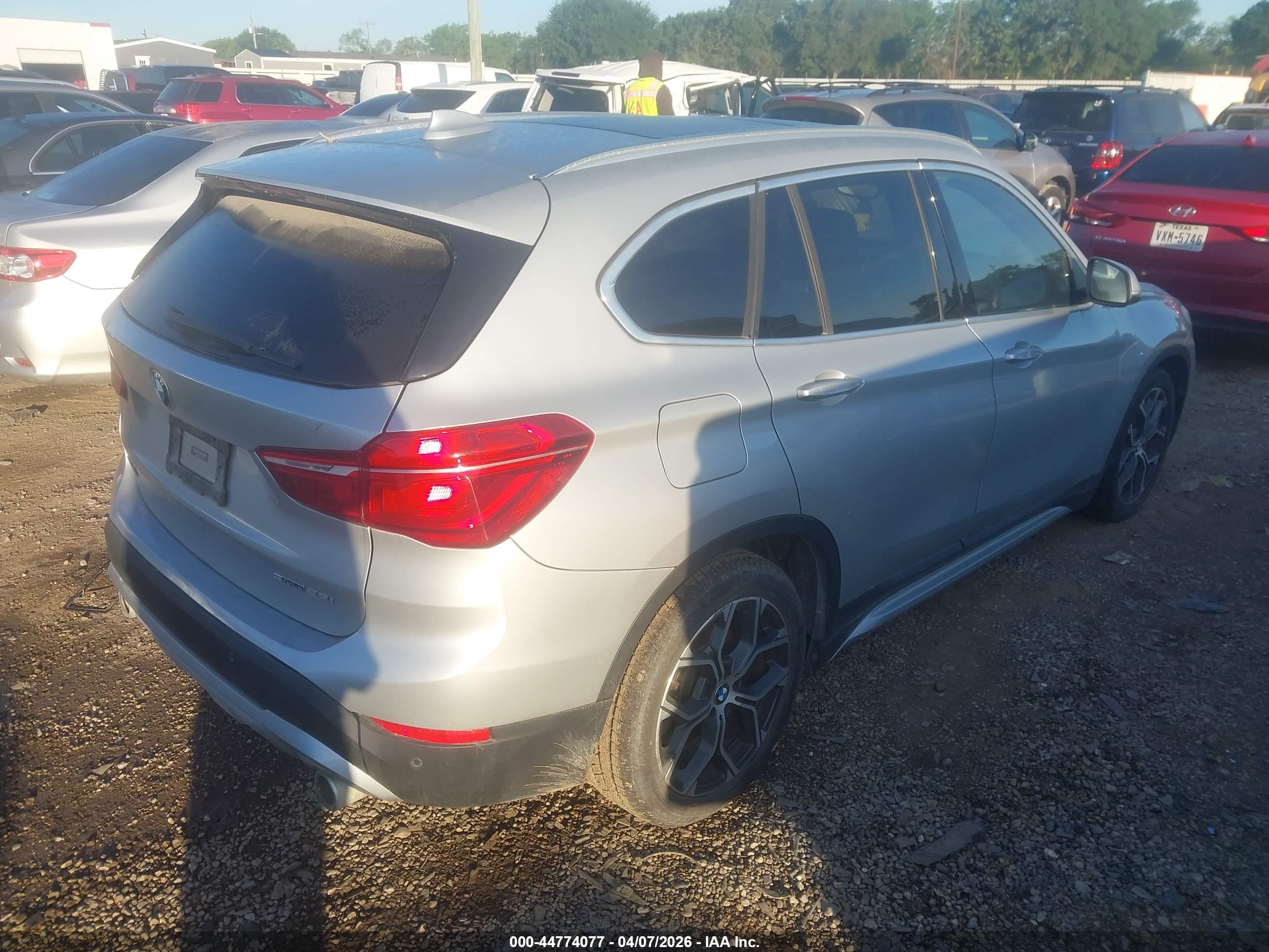 BMW X1 image 4