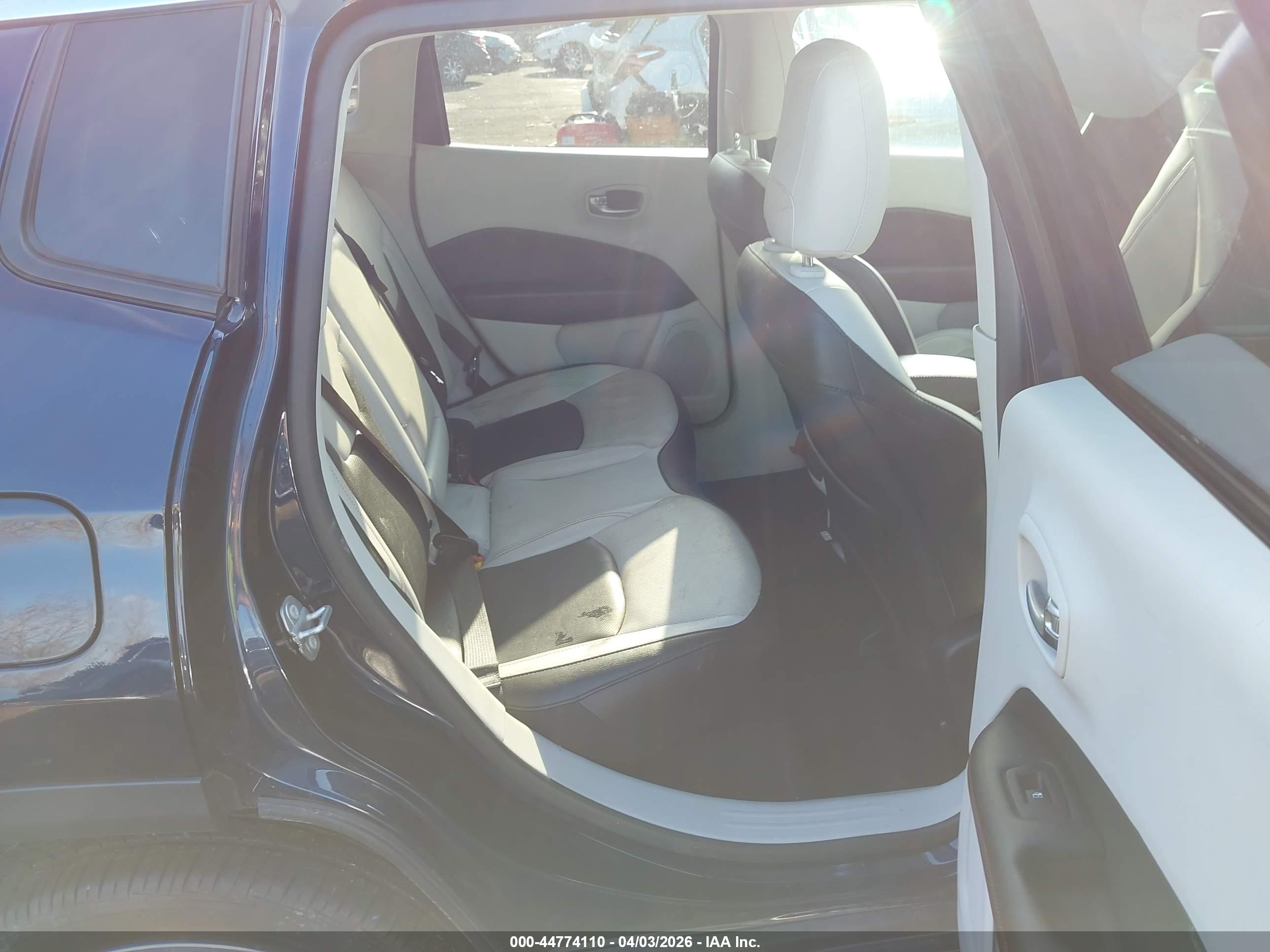 JEEP COMPASS image 8