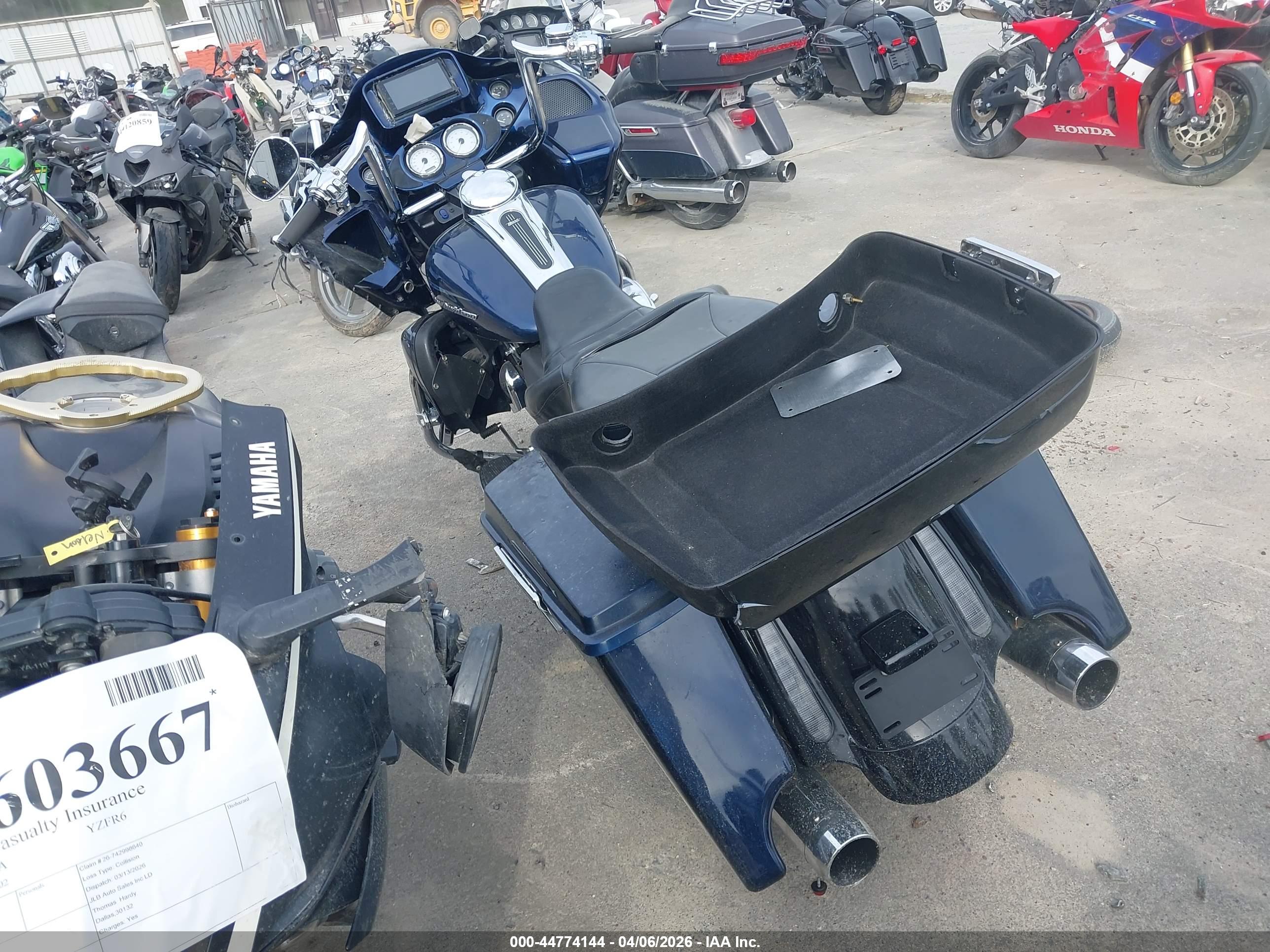 HARLEY-DAVIDSON FLTRU image 3